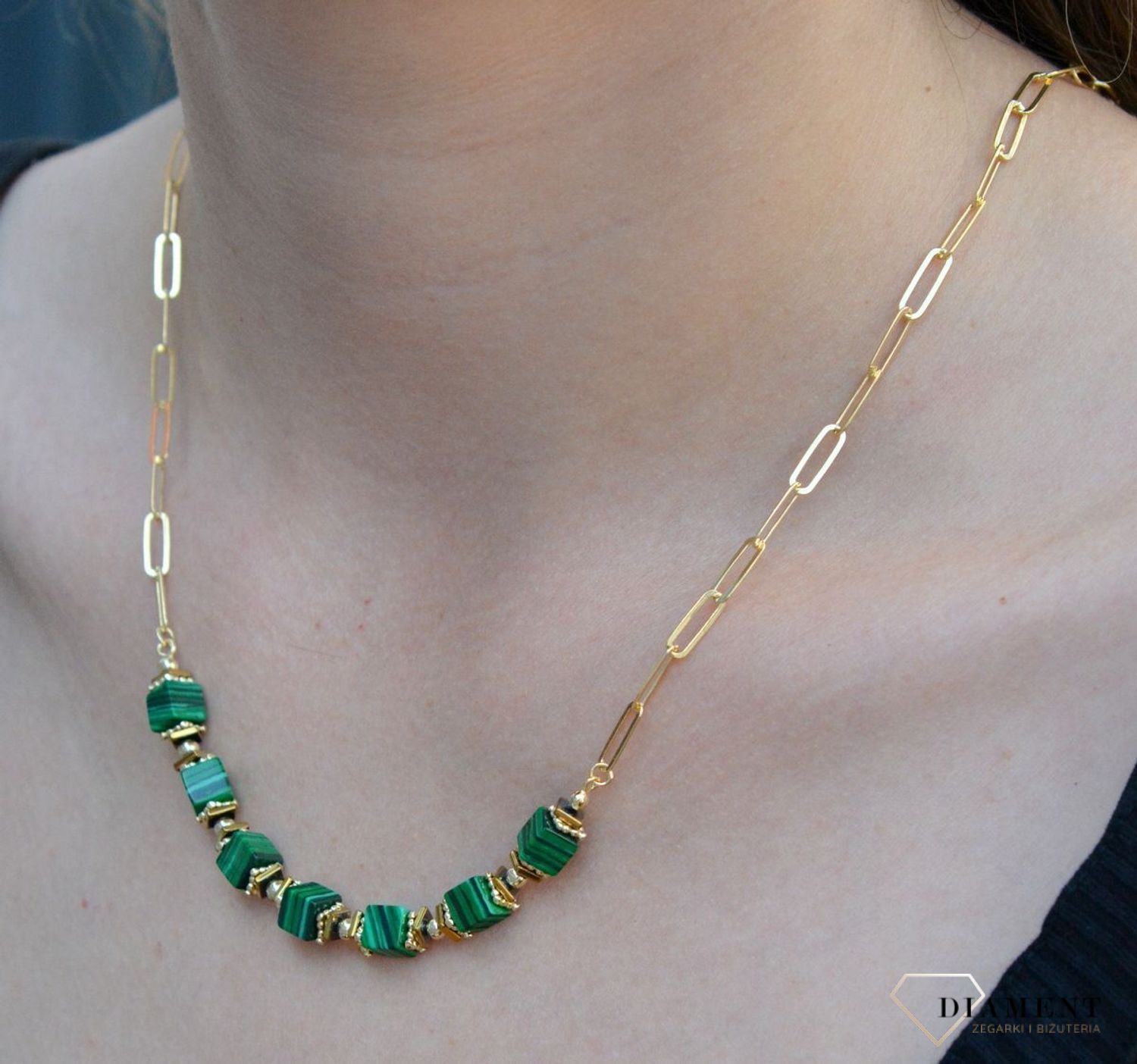 Naszyjnik damski srebrny pokryty zlotem z malachitem 27483375. Naszyjnik damski srebrny. Naszyjnik srebrny damski z malachitem. Naszyjnik srebrny pokryty złotem. Naszyjnik srebrny damski z kamieniem. Naszyjnik idealny na każdą.jpg