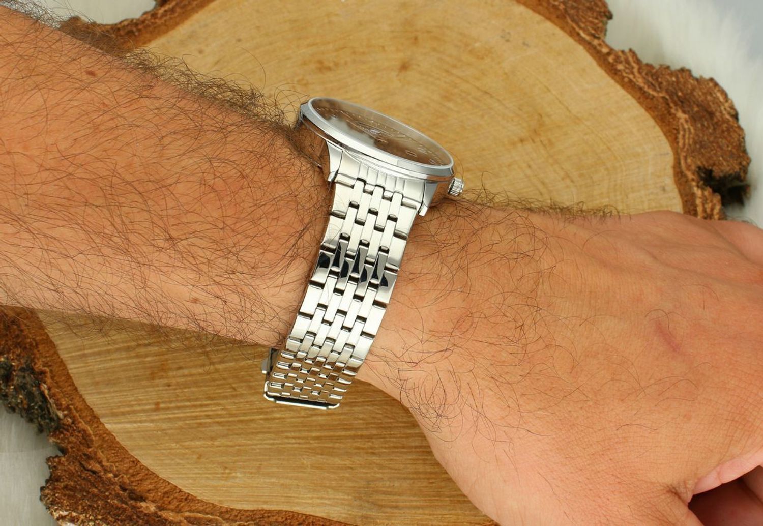 Męski zegarek TIMEMASTER 27502 z czarną tarczą, podwójnym datownikiem i stalową bransoletą. Wodoszczelność 100M, mechanizm kwarcowy, 3 lata gwarancji. Kup teraz!1.jpg