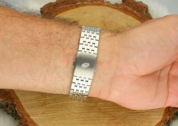 Męski zegarek TIMEMASTER 27502 z czarną tarczą, podwójnym datownikiem i stalową bransoletą. Wodoszczelność 100M, mechanizm kwarcowy, 3 lata gwarancji. Kup teraz!4.jpg