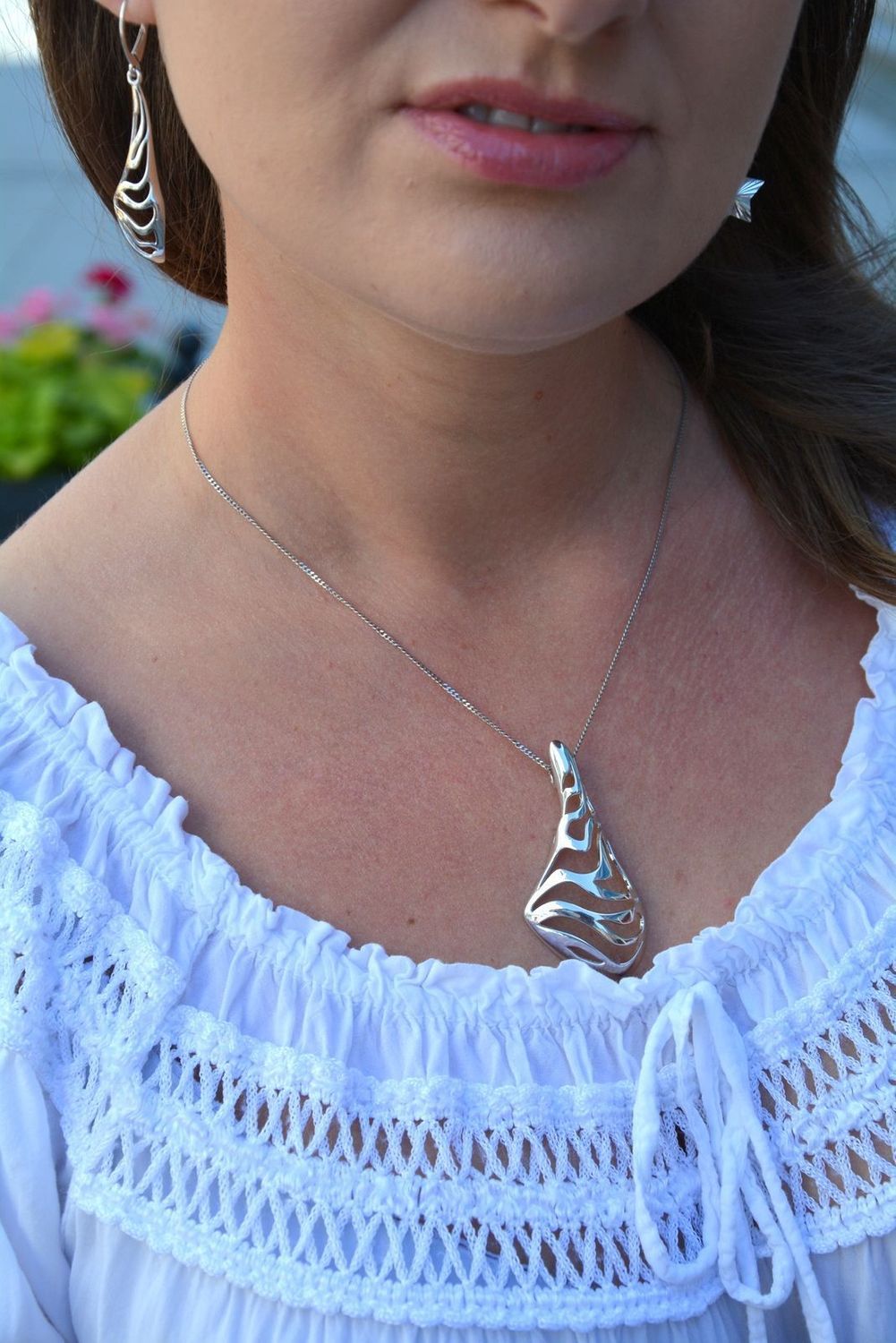 Zawieszka srebrna ażurowa 'Asymetryczny design' 276271480720.jpg