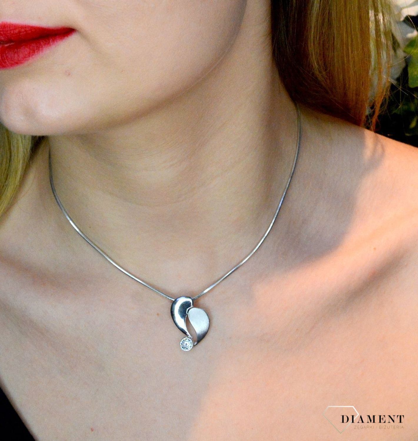 Zawieszka srebrna z cyrkonią 27627243.jpg