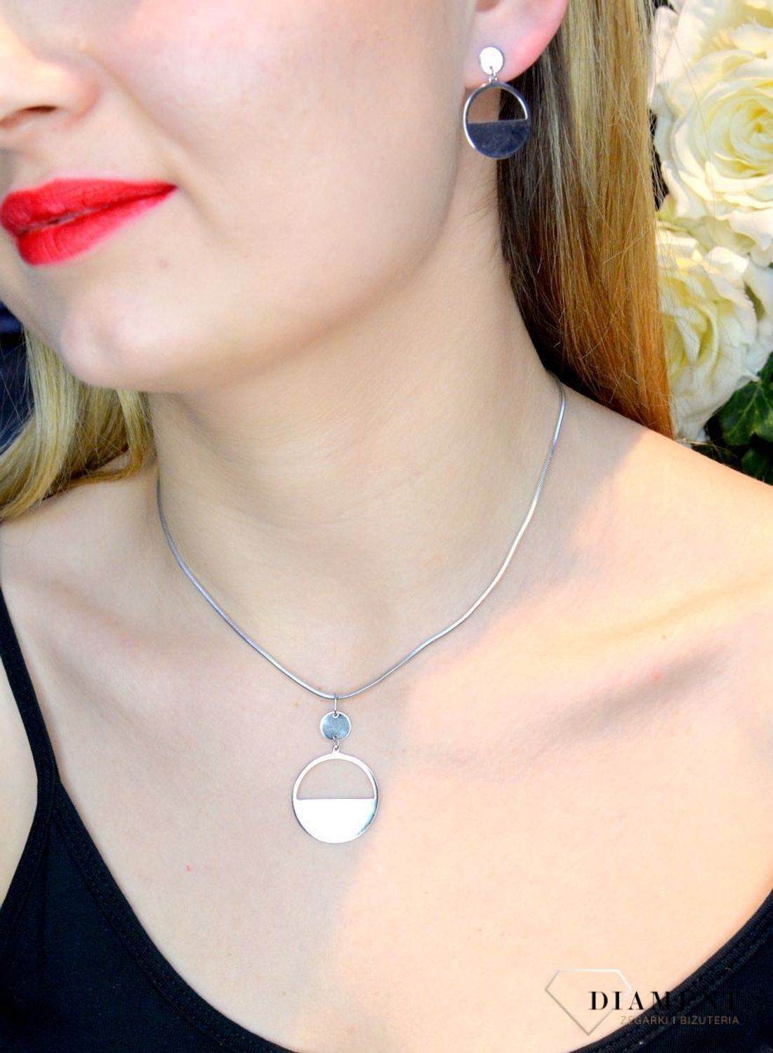 Zawieszka srebrna okrągła 27692206.jpg