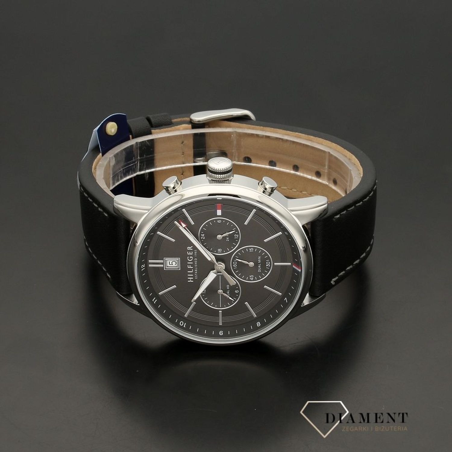 2770058 zestaw prezentowy zegarek męski Tommy Hilfiger z bransoletką męską skórzaną w czarnym kolorze.jpg