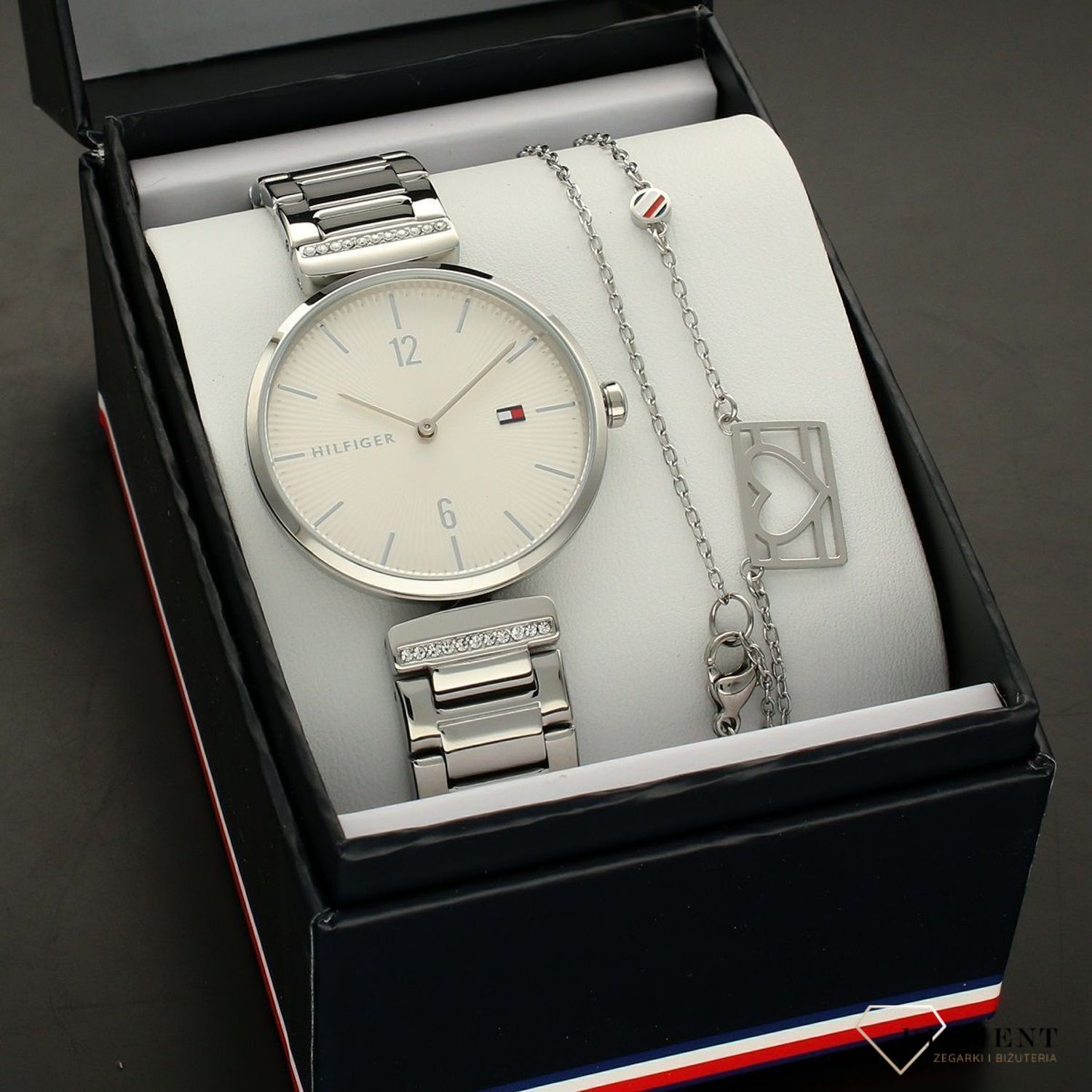 Zegarek damski na srebrnej bransolecie Tommy Hilfiger 2770098.jpg