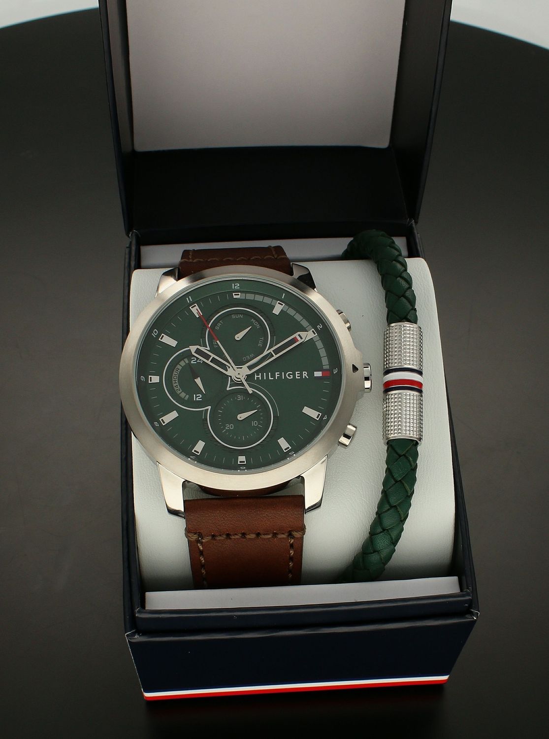 Męski zestaw prezentowy zegarek  Tommy Hilfiger Jameson Le 2770154  z bransoletką w zestawie.jpg