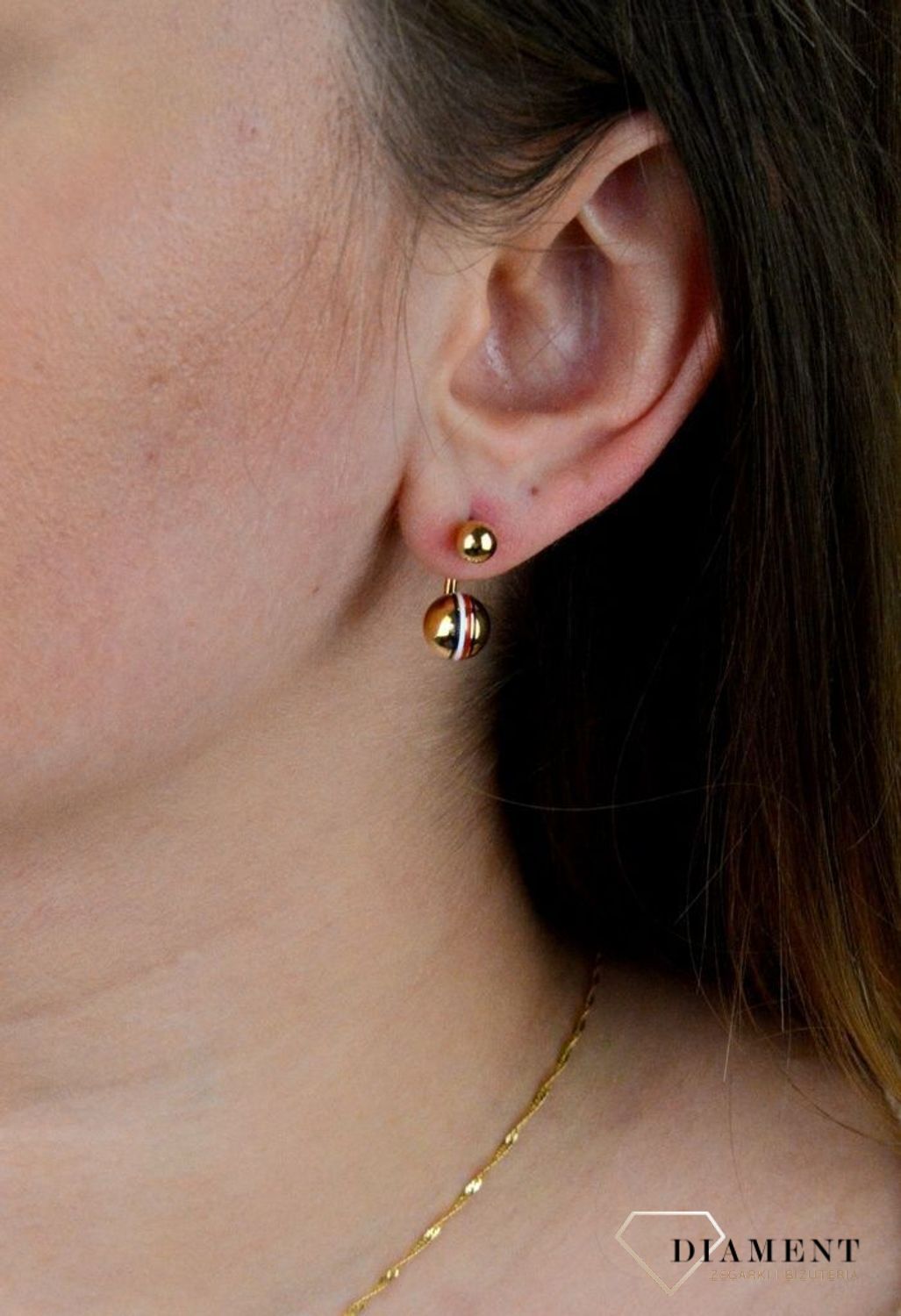 Kolczyki damskie Tommy Hilfiger kulki 2780497 ✓Biżuteria Tommy Hilfiger✓Kolczyki w kolorze złotym w Sklepie z Biżuterią zegarki-diament.pl✓Piękne i Eleganckie kolczyki✓Darmowa wysyłka✓ (1).jpg