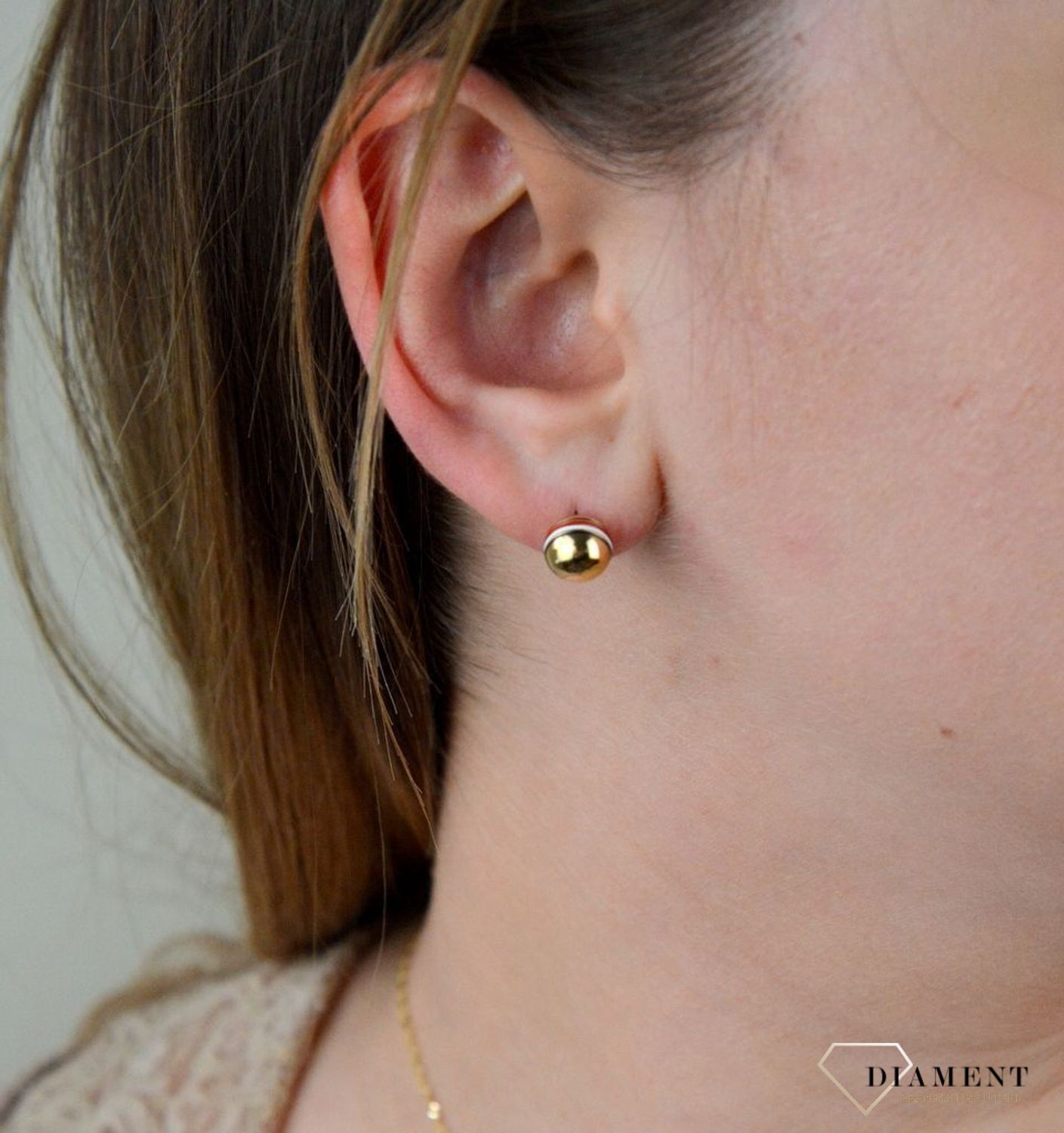 Kolczyki damskie koła Tommy Hilfiger koła 2780388 ✓Biżuteria Tommy Hilfiger✓Kolczyki w kolorze złotym w Sklepie z Biżuterią zegarki-diament.pl✓Piękne i Eleganckie kolczyki✓Darmowa wysyłka✓ (1).webp