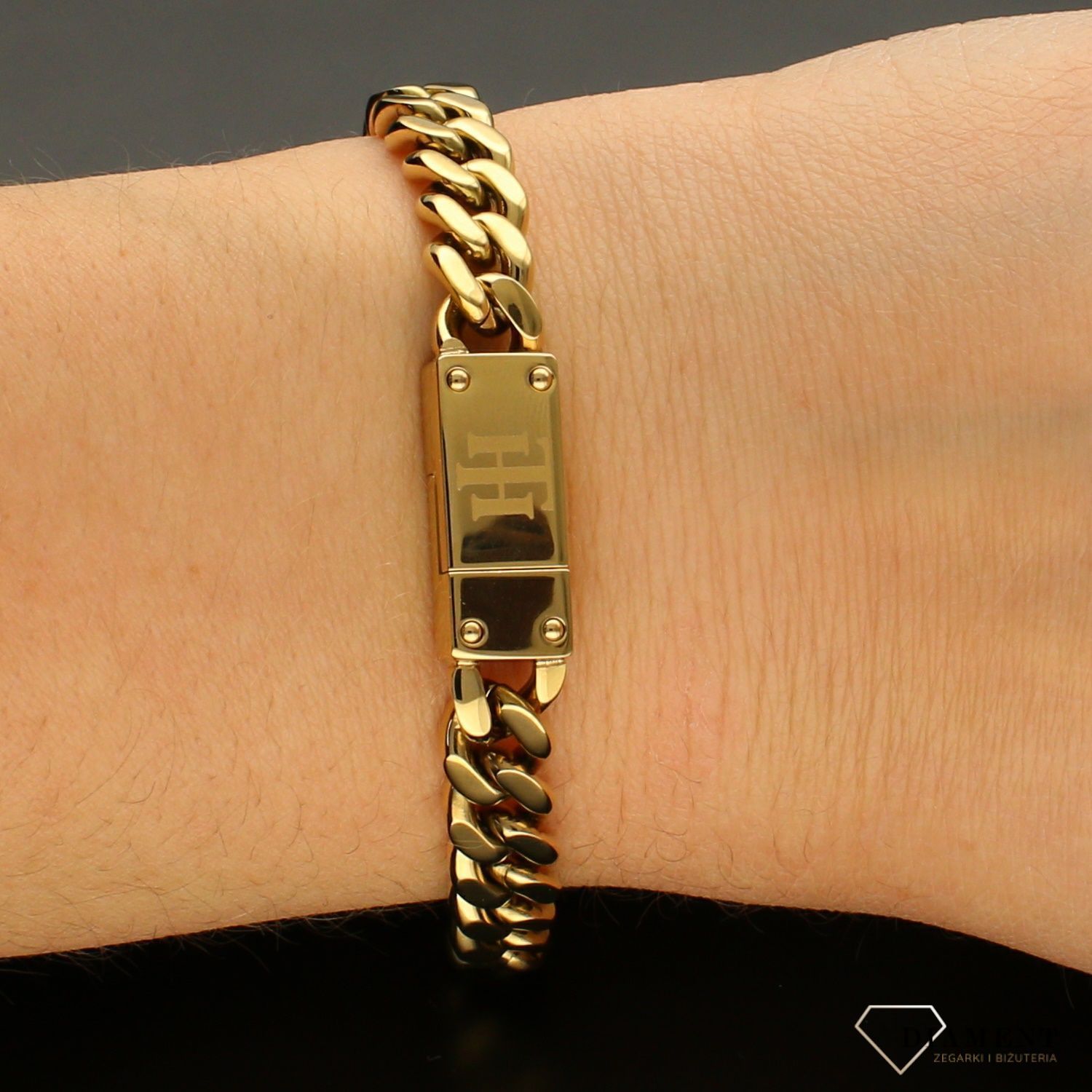 tommy-hilfiger-2780588-chunky-gold-tone-stainless-steel-bracelet-p19614-75202_image.jpg