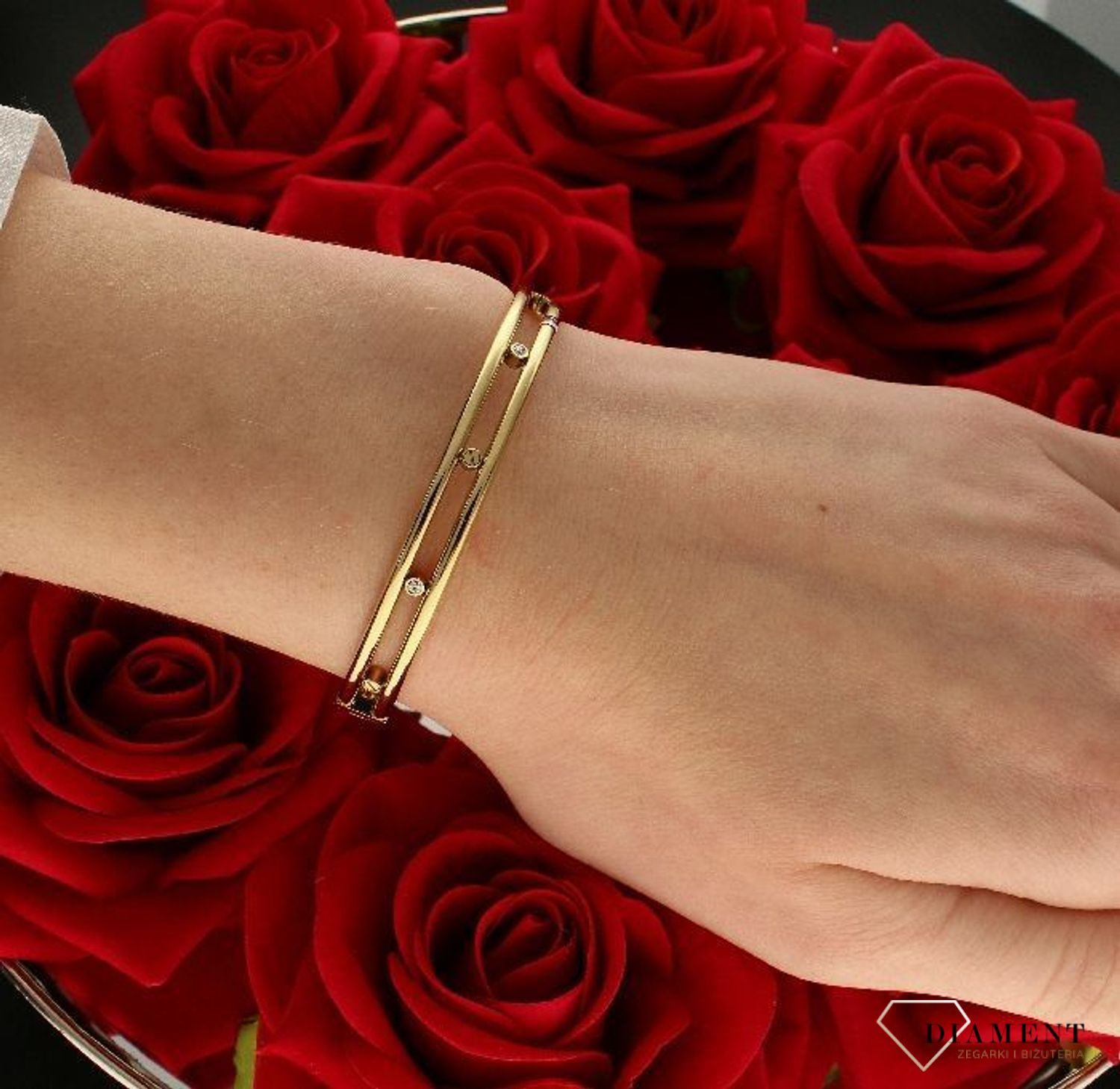 Bransoletka damska złota sztywna TOMMY HILFIGER 2780611.jpg