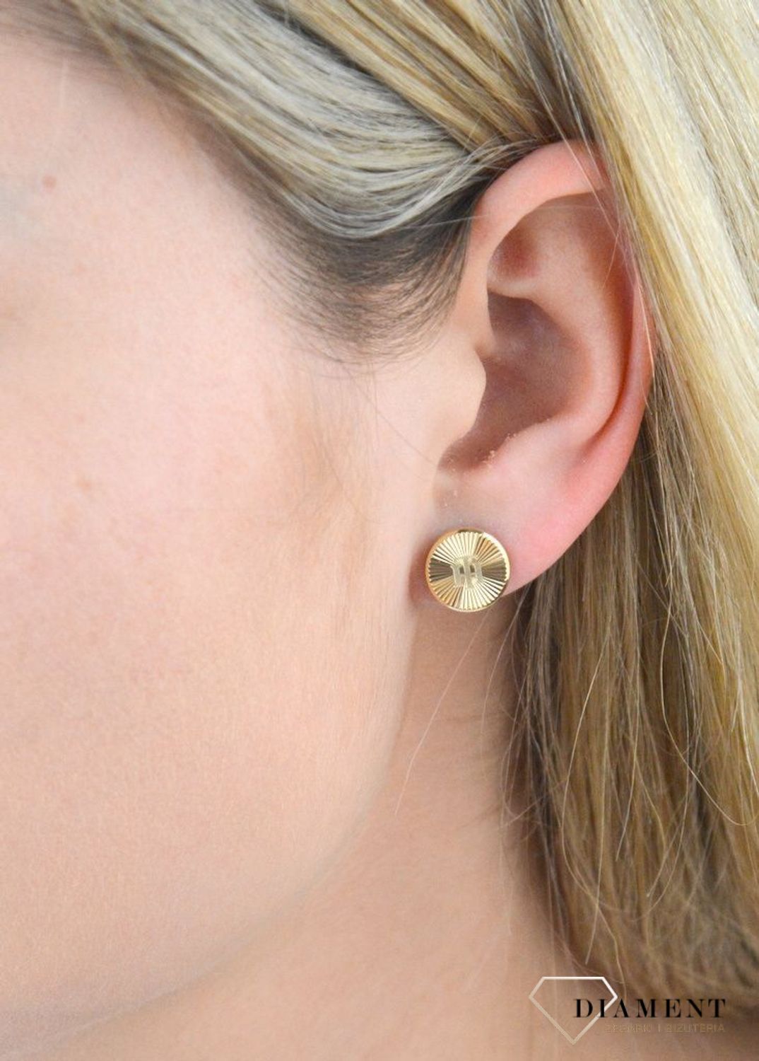 Kolczyki Tommy Hilfiger złota stal 2780649 okrągłe z logo marki.jpg