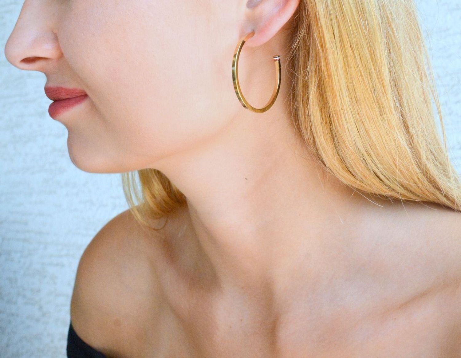 Złote kolczyki damskie Tommy Hilfiger koła 2780774.jpg