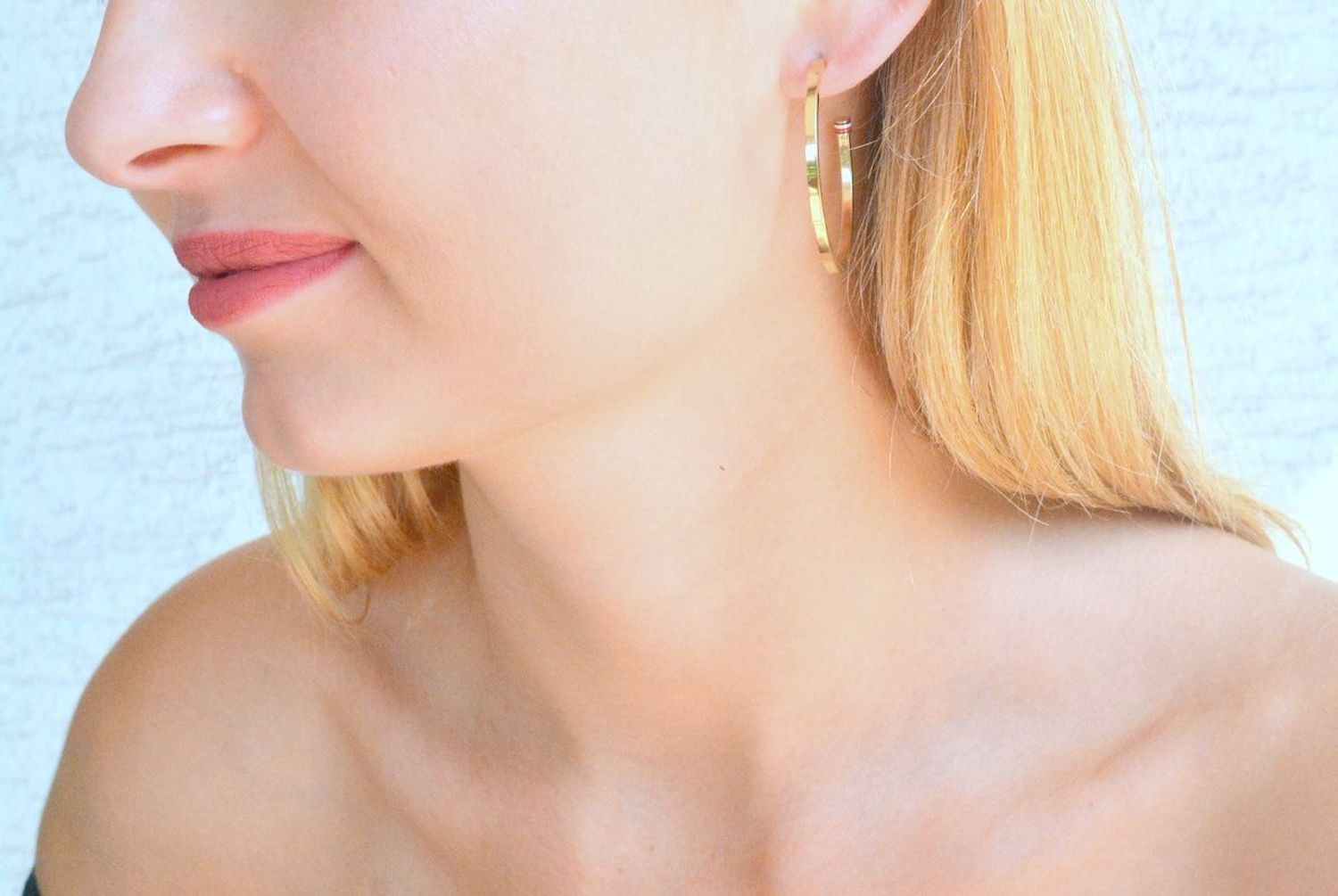 Złote kolczyki damskie Tommy Hilfiger koła 2780774.jpg