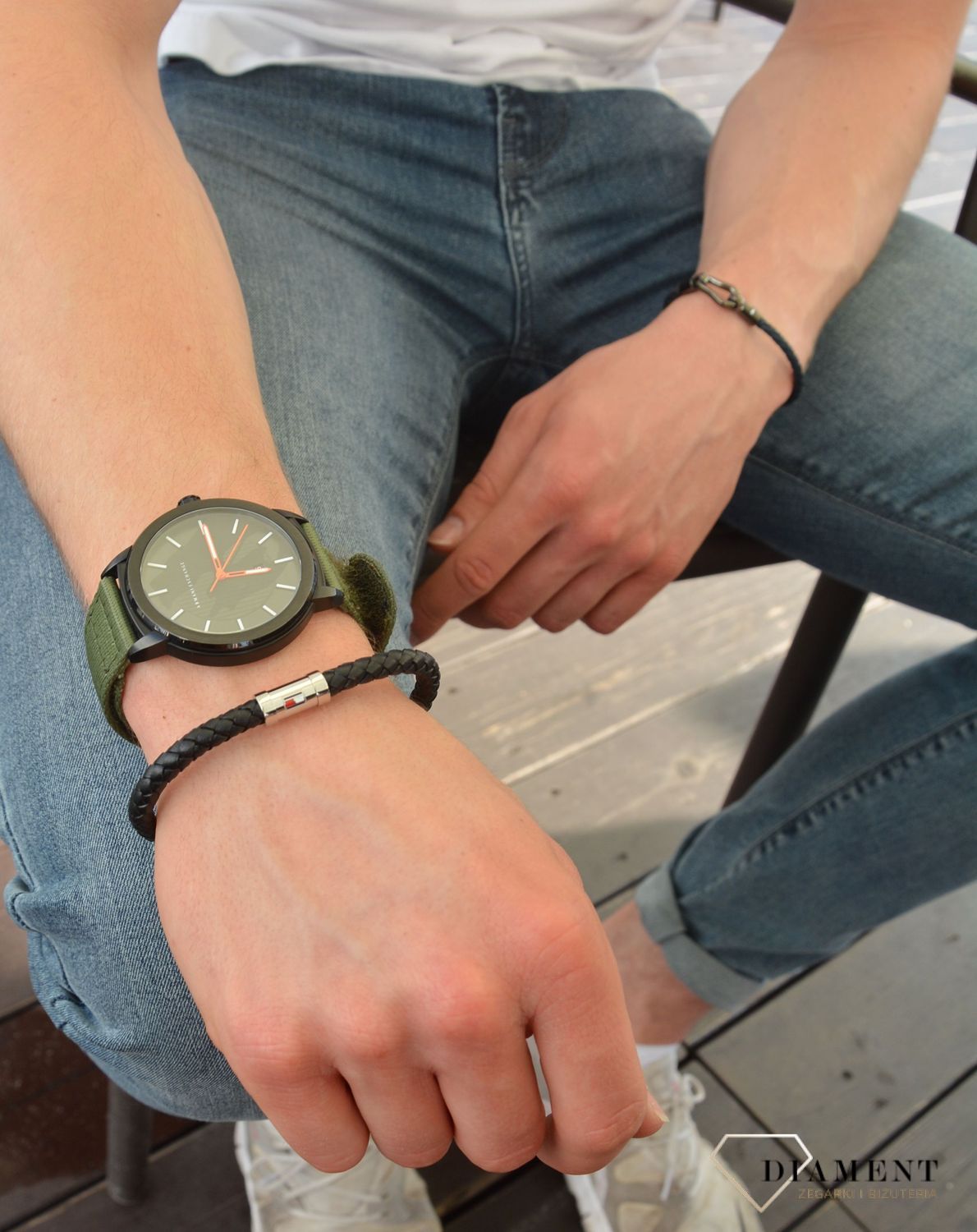 2790153 prezent dla faceta.jpg