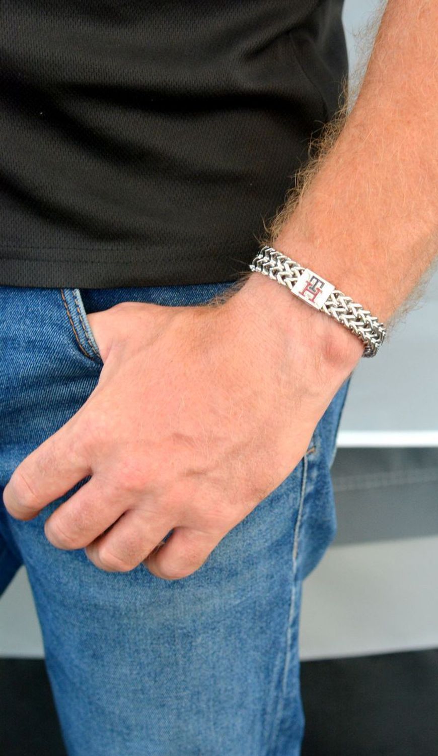 Bransoletka męska Tommy Hilfiger stalowa 2790462. Bransoletka męska srebrna. Oryginalna biżuteria z Tommiego Hilfingera. Męska bransoletka Tommy Hilfiger. Bransoletka w srebrnym kolorze męska. 1.jpg