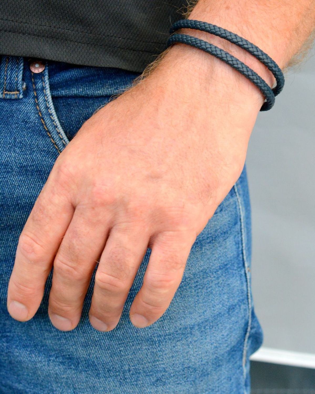 Bransoletka męska Tommy Hilfiger podwójna zielona plecionka 2790549. Bransoletka męska plecionka. Męska bransoletka granatowa. Oryginalna biżuteria z Tommiego Hilfingera. Męska bransoletka Tommy Hilfiger. Podwójna bransoletka..jpg