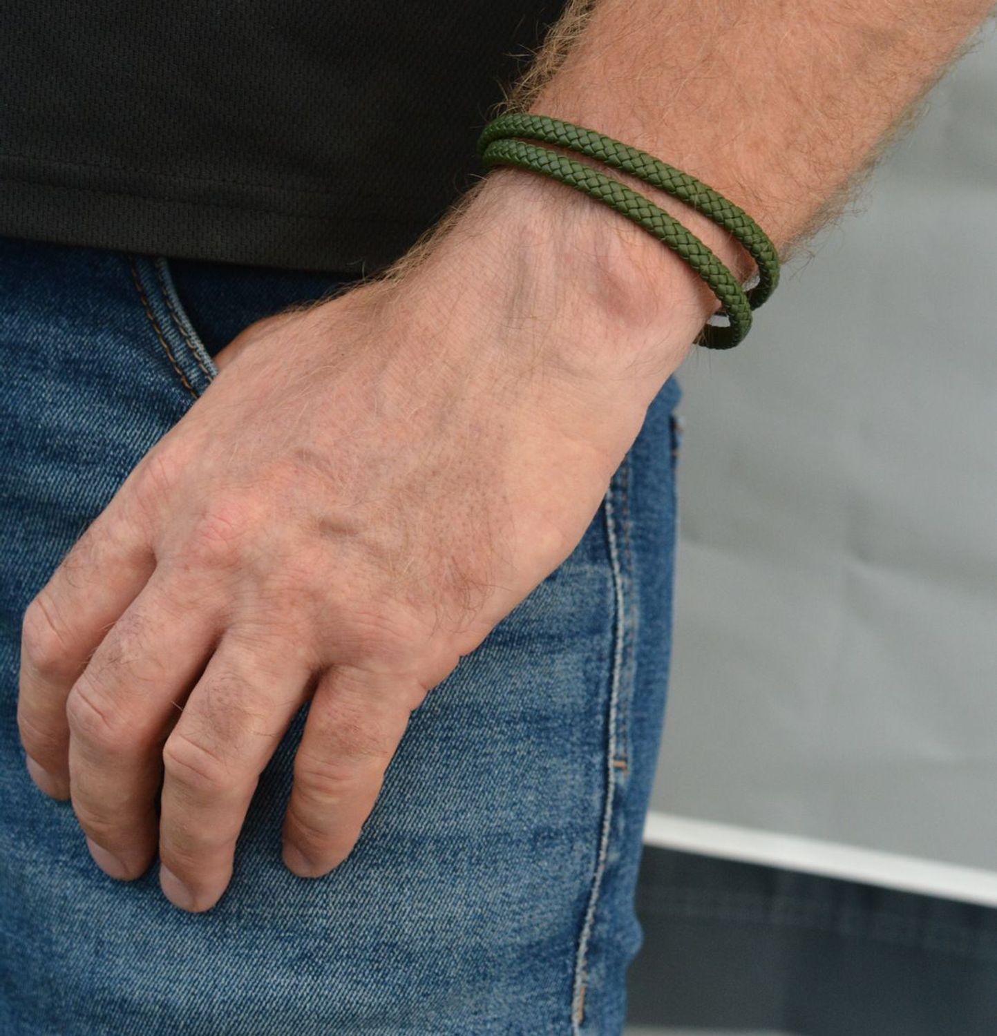 Bransoletka męska Tommy Hilfiger podwójna zielona plecionka 2790550. Bransoletka męska plecionka. Męska bransoletka zielona. Oryginalna biżuteria z Tommiego Hilfingera. Męska bransoletka Tommy Hilfiger. Podwójna bransoletka..jpg