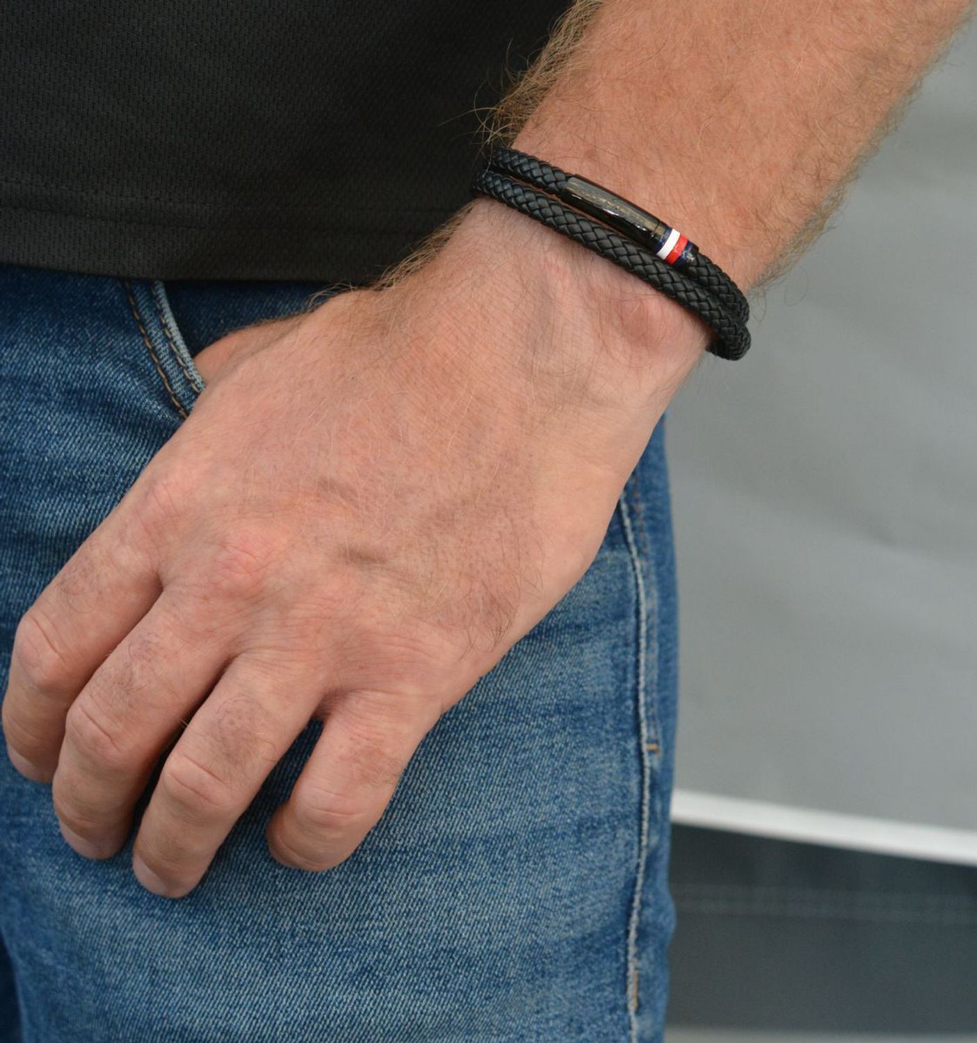 Bransoletka męska Tommy Hilfiger podwójna czarna plecionka 2790552. Bransoletka męska plecionka. Męska bransoletka zielona. Oryginalna biżuteria z Tommiego Hilfingera. Męska bransoletka Tommy Hilfiger. Podwójna bransoletka..jpg