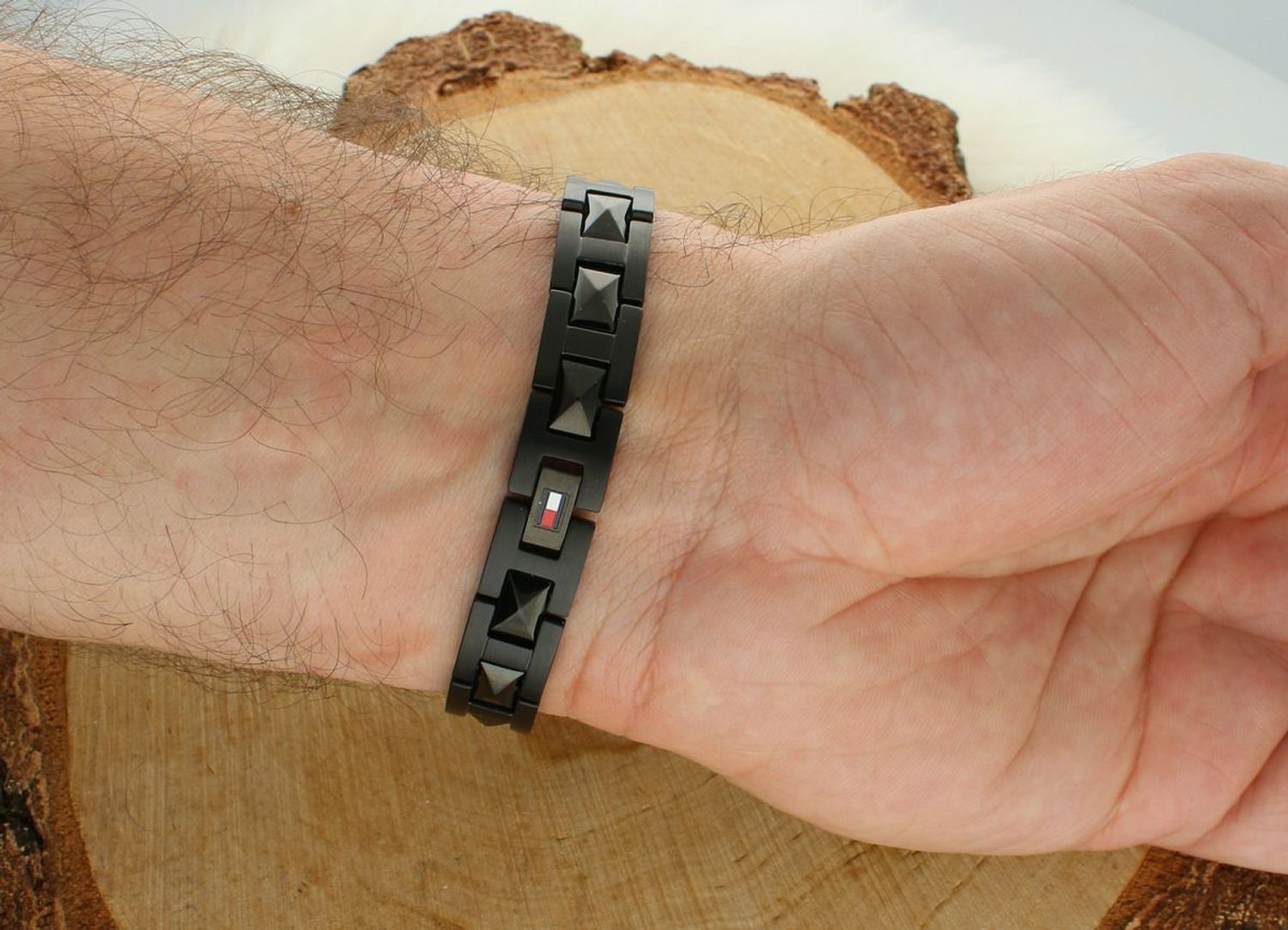 Bransoletka męska stalowa czarna Tommy Hilfiger 2790568.jpg