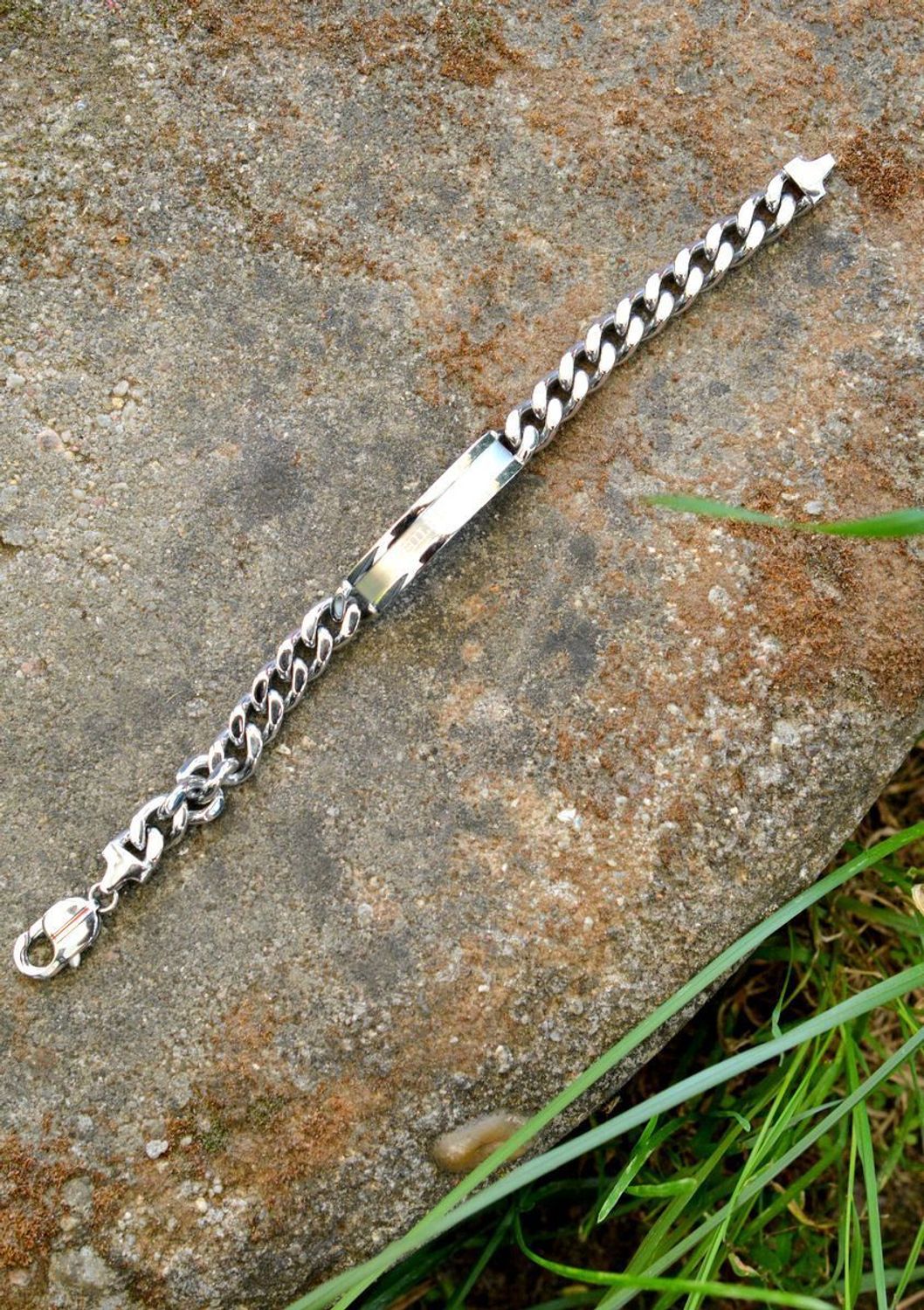 Bransoletka męska Tommy Hilfiger stalowa pancerka 2790579.  Bransoletka męska srebrna. Oryginalna biżuteria z Tommiego Hilfingera. Męska bransoletka Tommy Hilfiger. Bransoletka w srebrnym kolorze męska..jpg