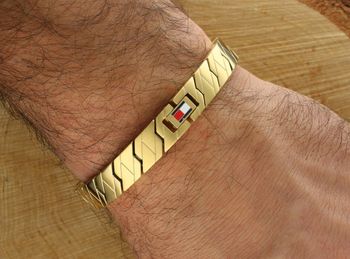 Stalowa bransoletka Tommy Hilfiger Lars 2790620 – minimalistyczny design, trwała stal nierdzewna i nowoczesny charakter. Idealna dla mężczyzn ceniących elegancję i prostotę. Sprawdź!2.jpg