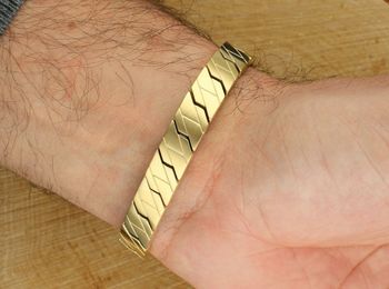 Stalowa bransoletka Tommy Hilfiger Lars 2790620 – minimalistyczny design, trwała stal nierdzewna i nowoczesny charakter. Idealna dla mężczyzn ceniących elegancję i prostotę. Sprawdź!4.jpg