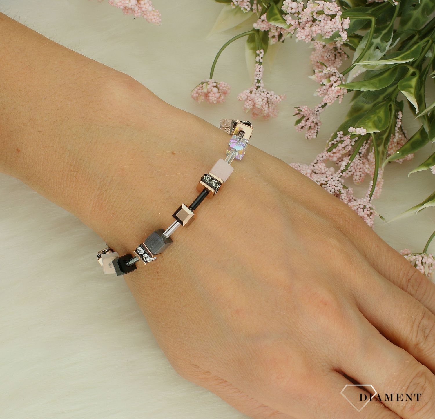 Bransoletka damska Coeur de Lion GeoCUBE® Iconic czarno-różowa 2838301922. Bransoletka damska stalowa. Bransoletka z kryształkami Swarovskiego. Bransoletka damska na prezent. Bransoletka damska Coeur de Lion.1.jpg
