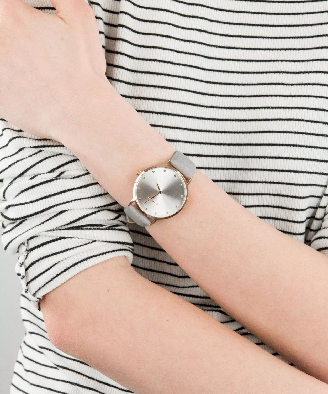 Zegarek damski Sekonda ' Diamentowy blask w różowym złocie'  2938.jpg