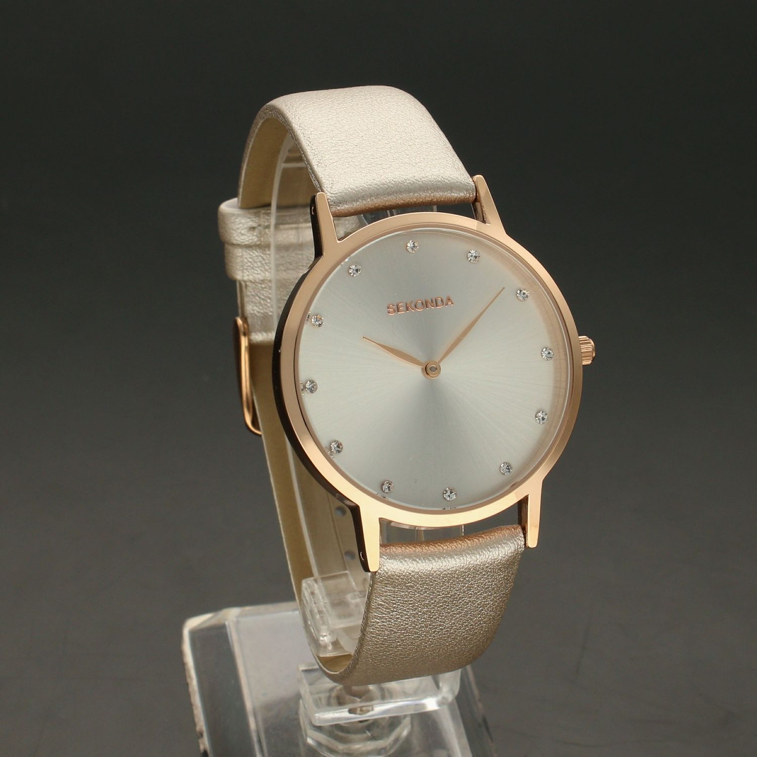 Zegarek damski Sekonda ' Diamentowy blask na złotym pasku'  2939 (1).jpg