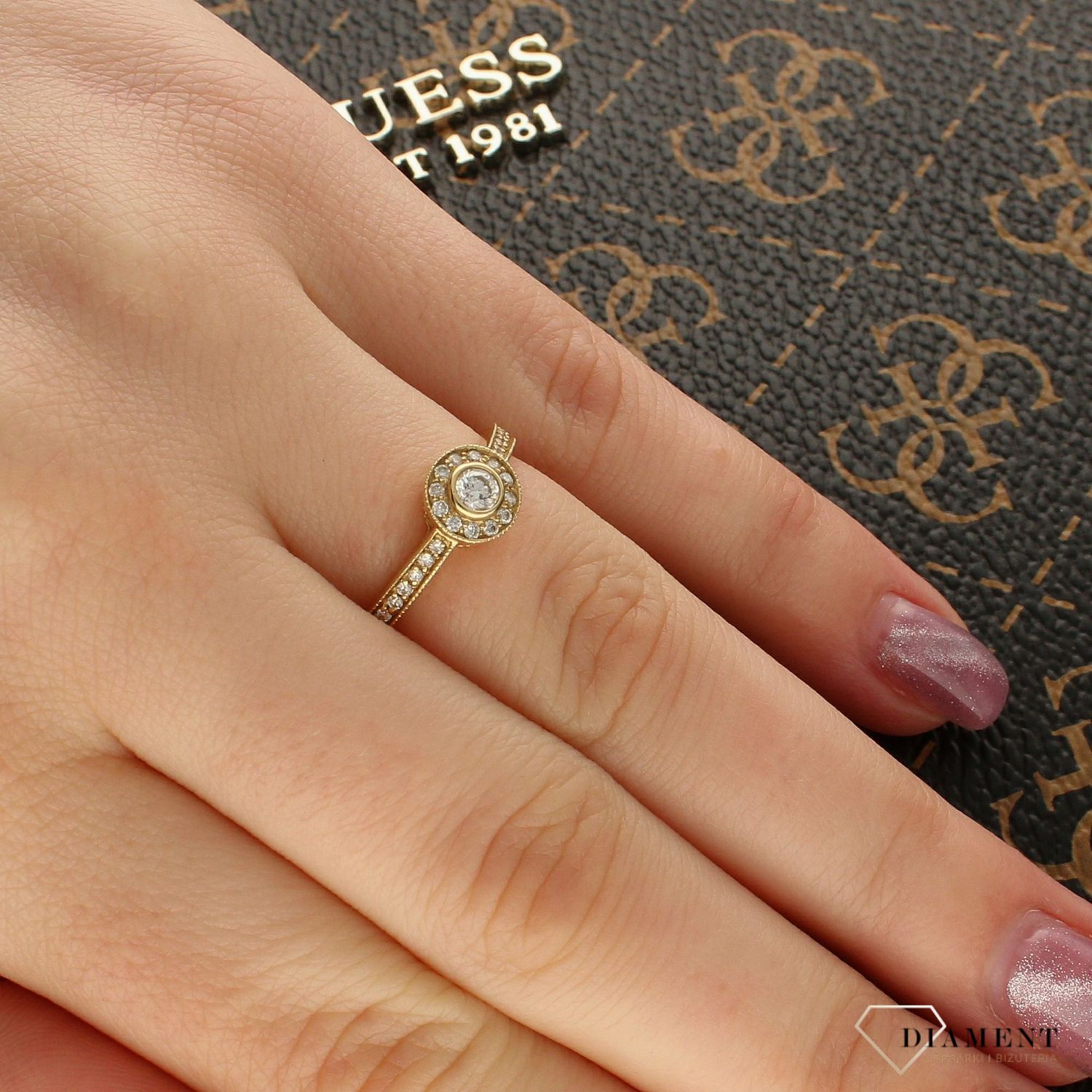 Złoty Pierścionek Diamentowy 585 „Wieczny Krąg” – Rozmiar 13  2963WG25.jpg