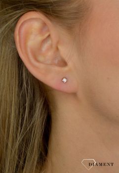 Kolczyki złote DIAMENT białe złoto, diamenty 3000107910049. Drobne kolczyki z diamentami, wykonane z dwukolorowego złota. Elegancka biżuteria, apart, kruk (4).JPG