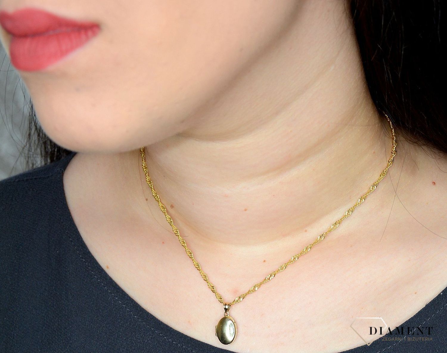 Złota zawieszka 333 owalne puzderko 3000131538233.jpg