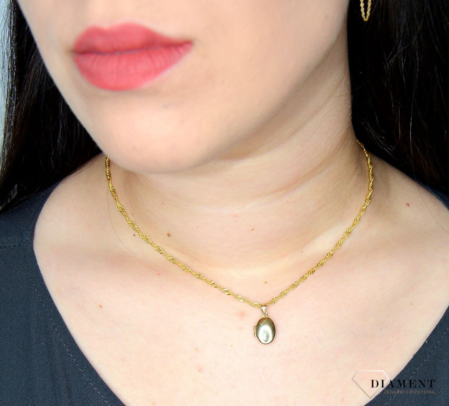 Złota zawieszka 333 owalne puzderko 3000131538233.jpg