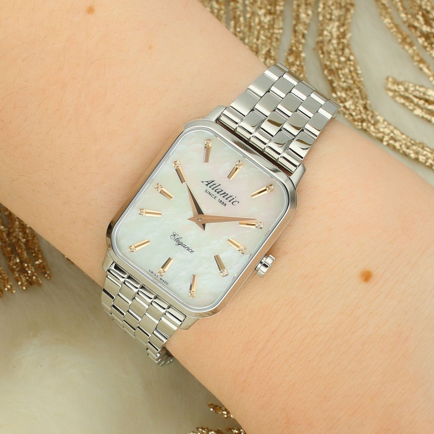 Elegancki zegarek Atlantic Elegance Belle Swiss Made. Mechanizm kwarcowy, szkło szafirowe, tarcza z masy perłowej i cyrkonie. Idealny do pracy i na wyjątkowe okazje.1.jpg