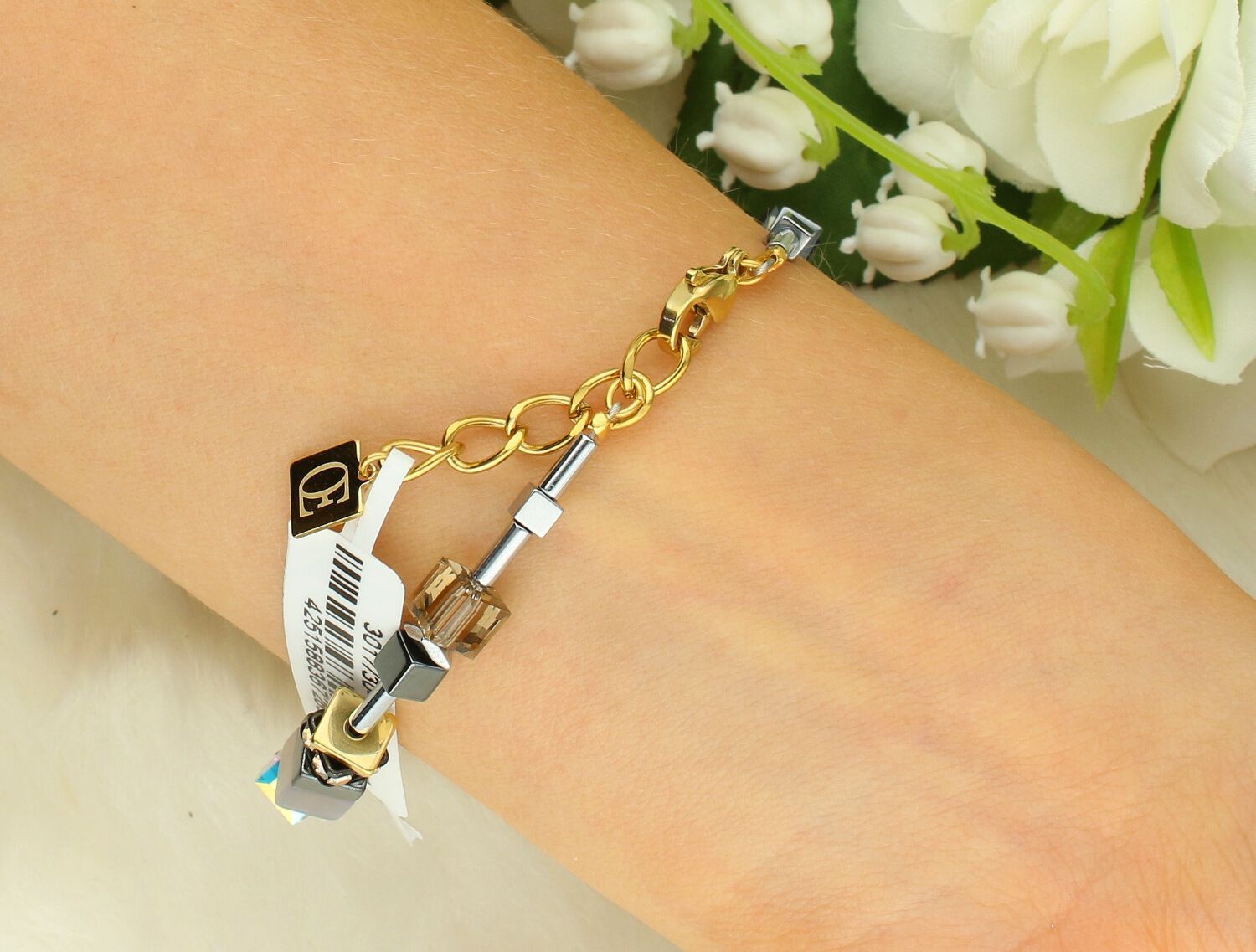 Bransoletka damska Coeur De Lion GeoCUBE® 301730-1211 Precious Motion Stone Whisper złota.jpg