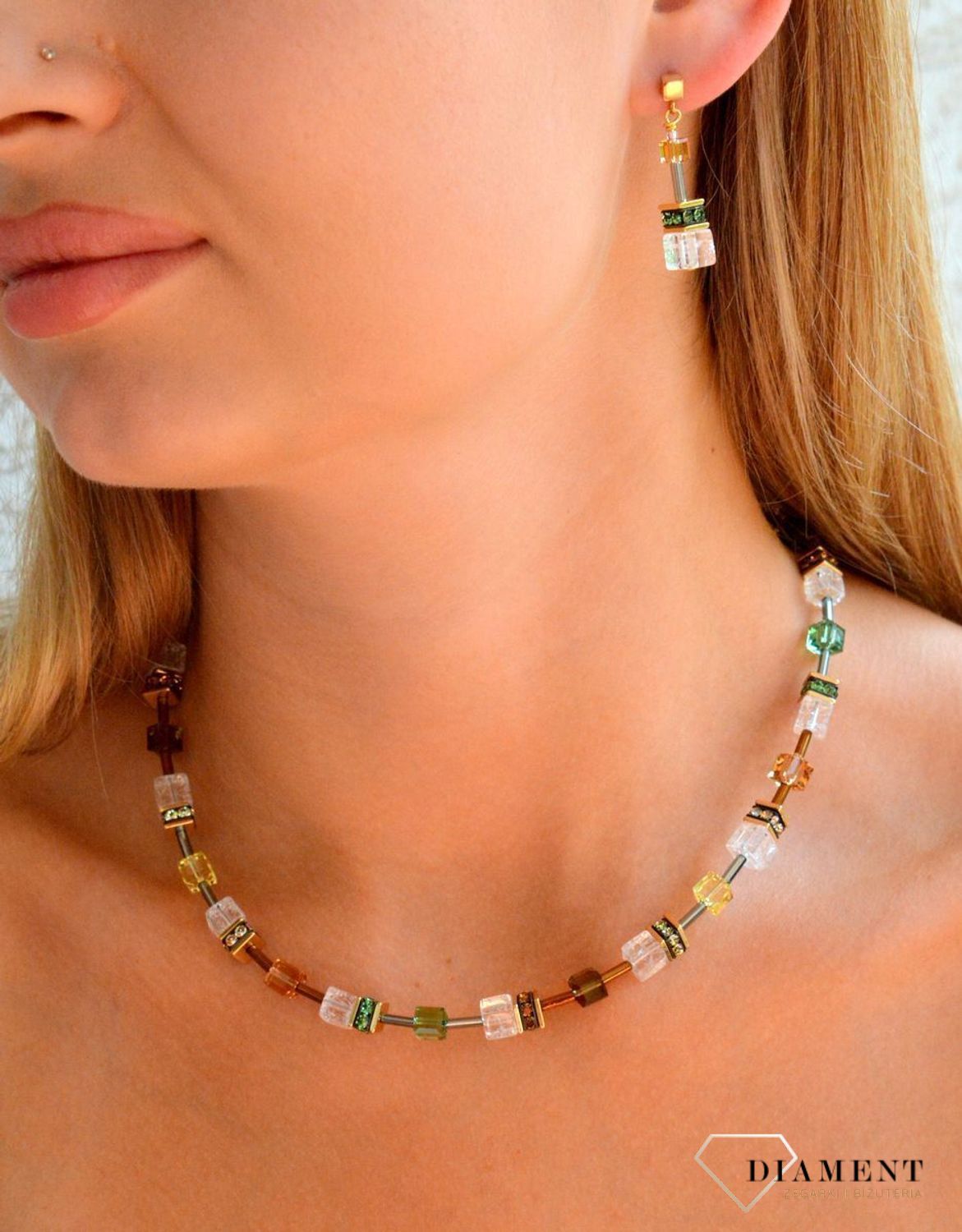 Naszyjnik damski Coeur de Lion GeoCUBE Iconic Nature brązowo-biały 3018100911. Damski naszyjnik ze stali. Naszyjnik damski marki  Coeur de Lion. Naszyjnik z kryształami Swarovskiego. Naszyjnik z kamieniami na prezent (2).jpg