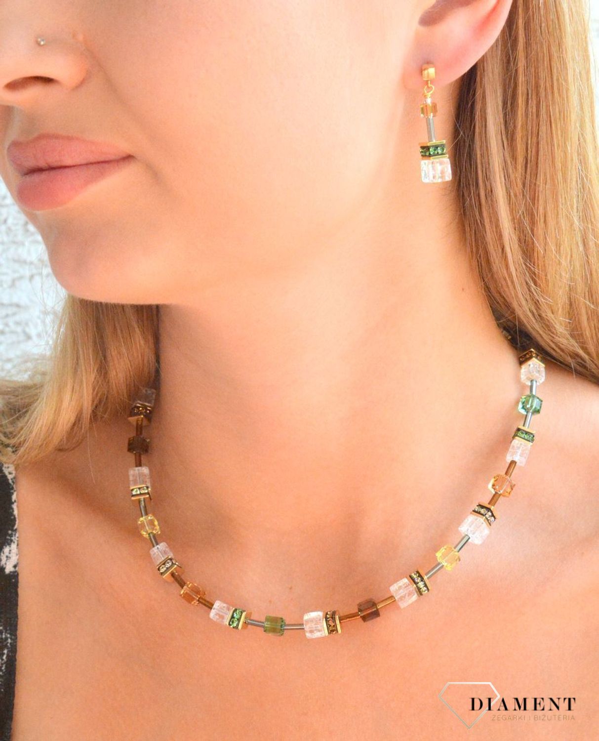 Naszyjnik damski Coeur de Lion GeoCUBE Iconic Nature brązowo-biały 3018100911. Damski naszyjnik ze stali. Naszyjnik damski marki  Coeur de Lion. Naszyjnik z kryształami Swarovskiego. Naszyjnik z kamieniami na prezent (2).jpg