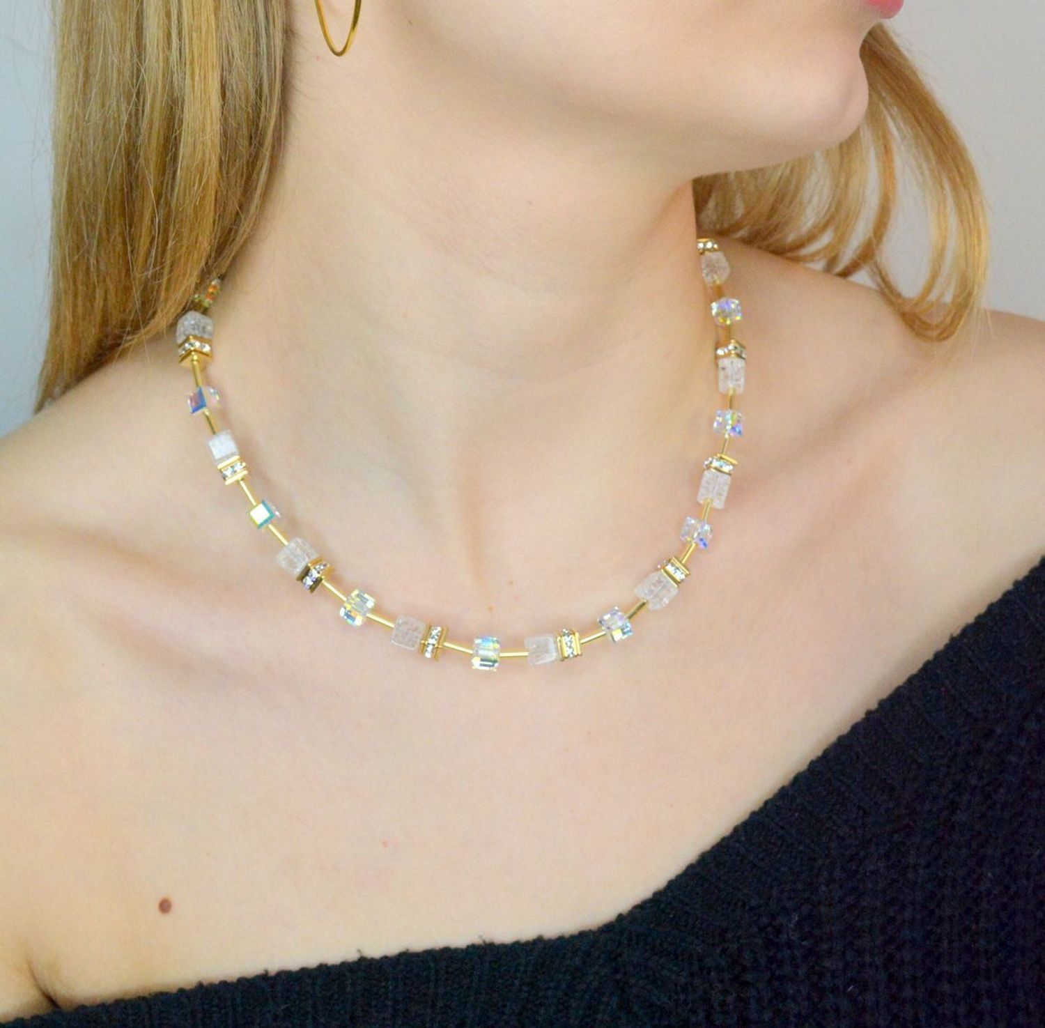 Naszyjnik damski Coeur de Lion GeoCUBE Iconic Nature 301810-1416 Biżuteria marki COEUR DE LION daje wiele sposobów na kreowanie własnego, ulubionego looku. Dobierz ulubioną biżuterię COEUR DE LION i skomponuj swój indywidual.jpg