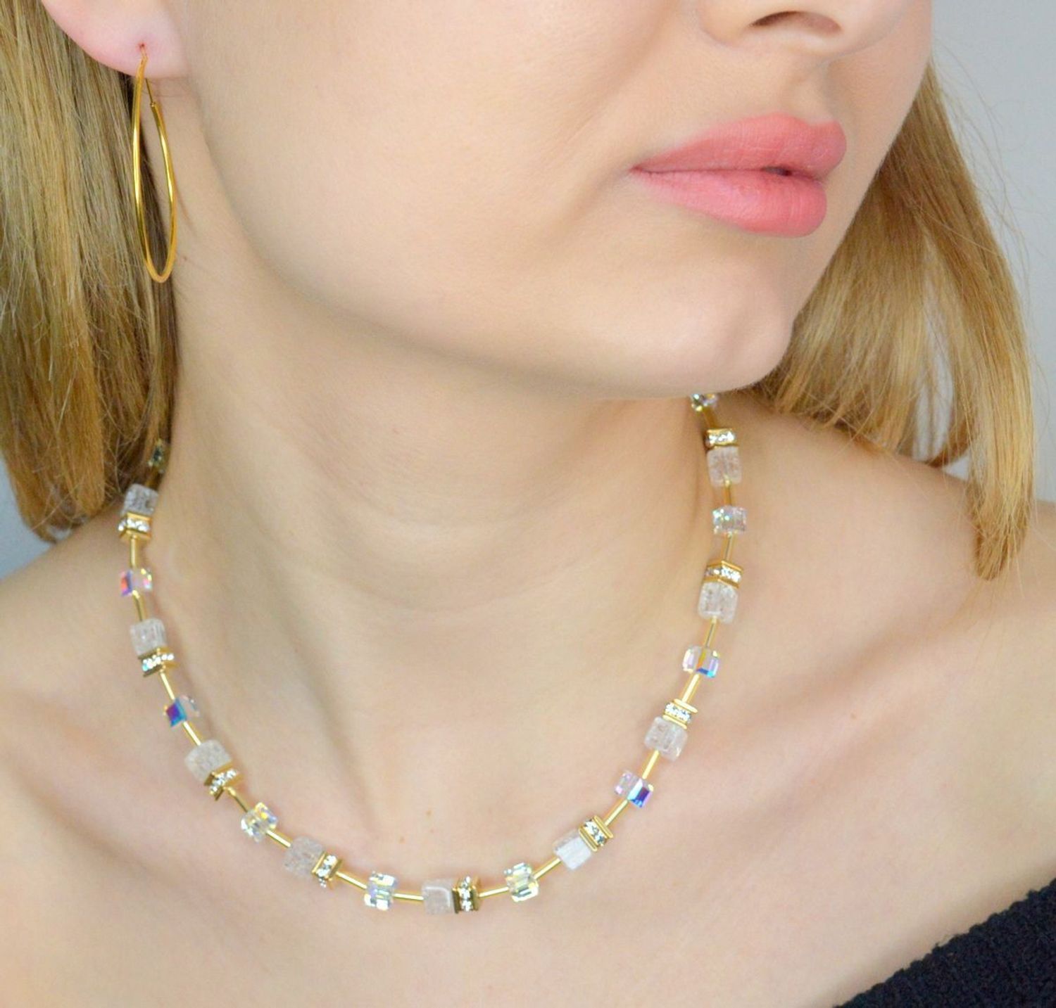 Naszyjnik damski Coeur de Lion GeoCUBE Iconic Nature 301810-1416 Biżuteria marki COEUR DE LION daje wiele sposobów na kreowanie własnego, ulubionego looku. Dobierz ulubioną biżuterię COEUR DE LION i skomponuj swój indywidual.jpg