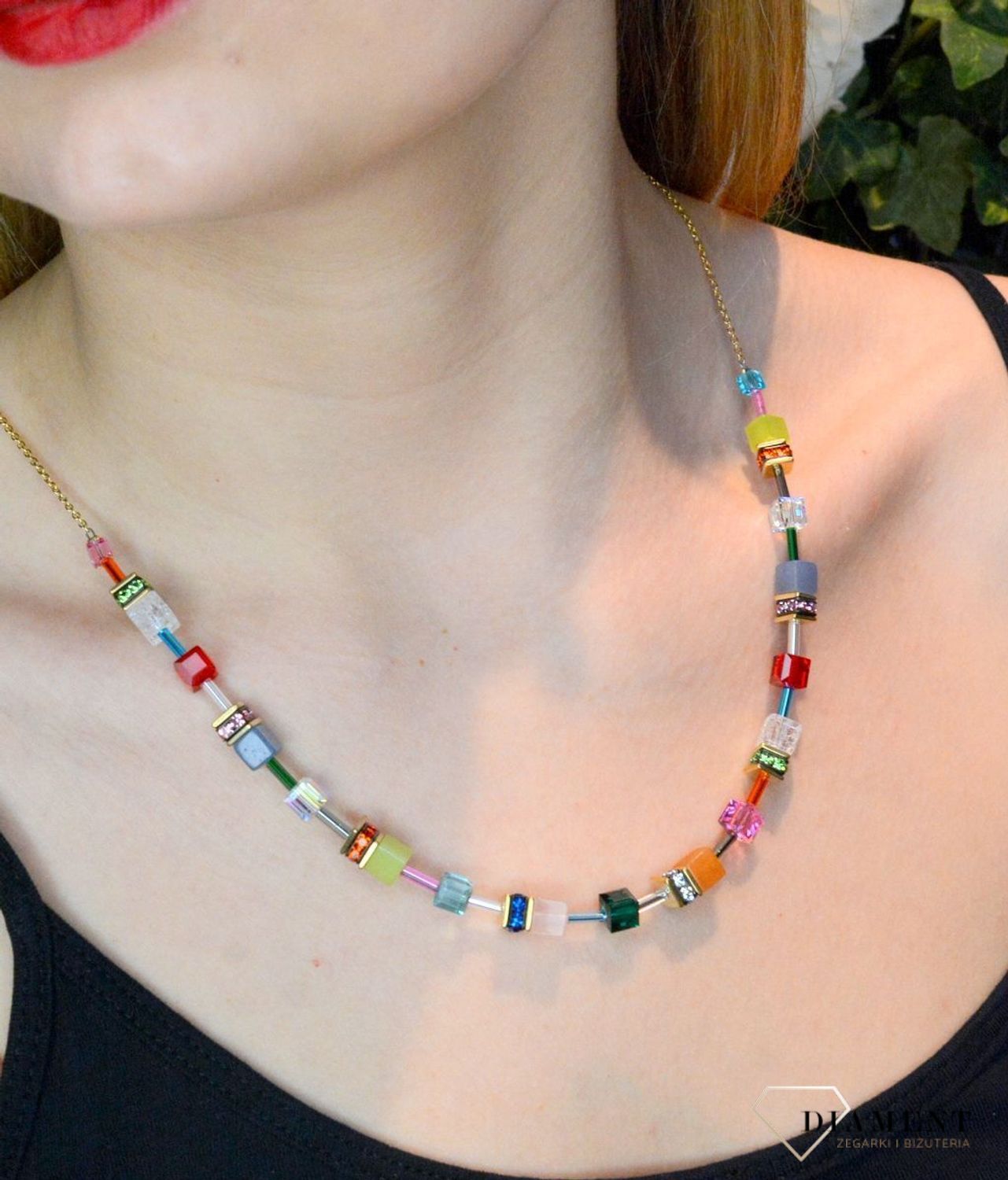 Naszyjnik damski Swarovski Coeur De Lion GeoCUBE® kryształ górski, awenturyn, kwarc różowy, tygrysie oko. Biżuteria idealna zarówno na eleganckie, jak i niezobowiązujące okazje, ten naszyjnik wykonany jest z po.jpg