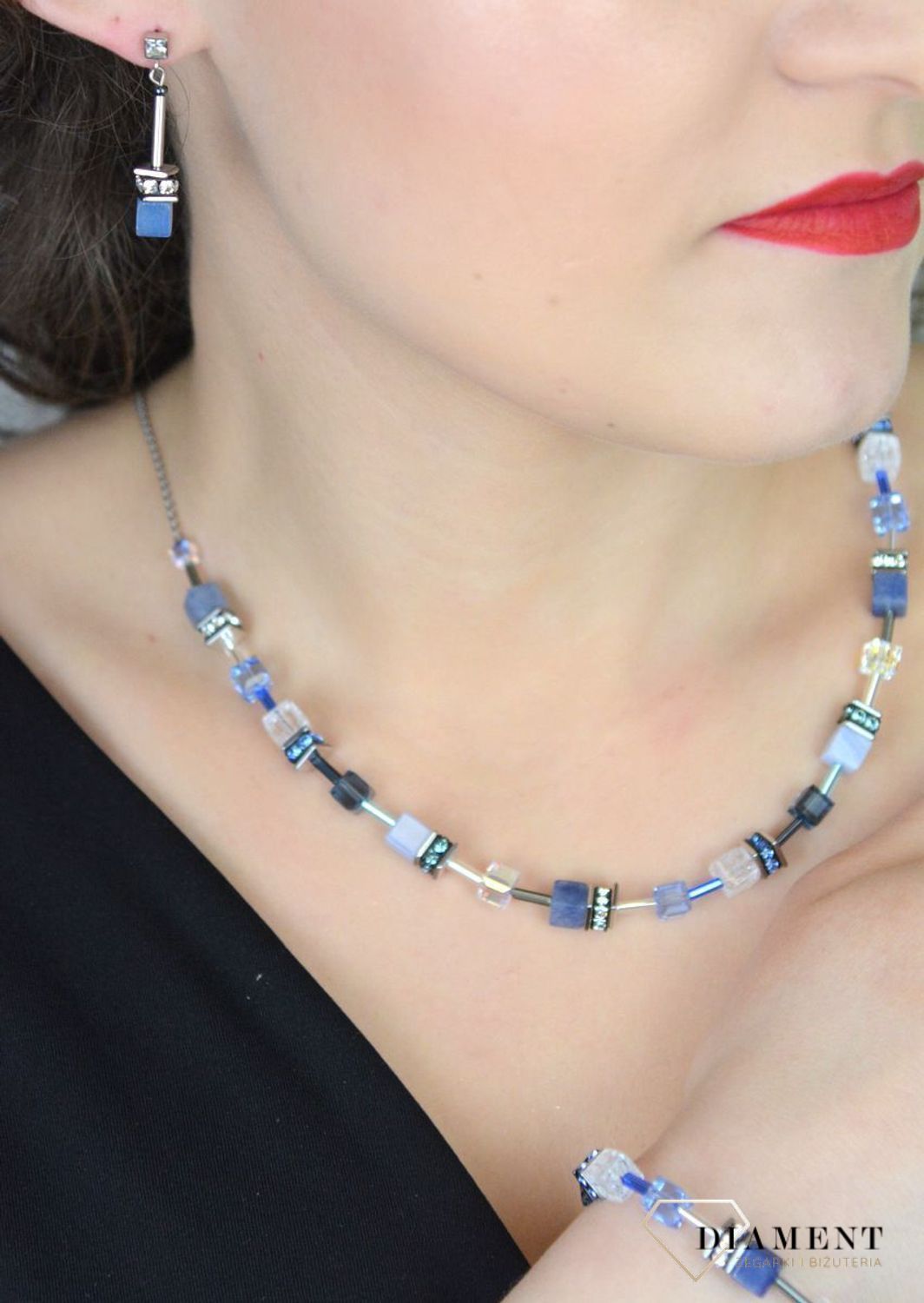 Kolczyki damskie Coeur De Lion Niebieski awenturyn 303521-0717. Kolczyki Damskie Coeur De Lion GeoCUBE® Iconic Nature Chain – Niebieski Awenturyn 💙✨1.jpg