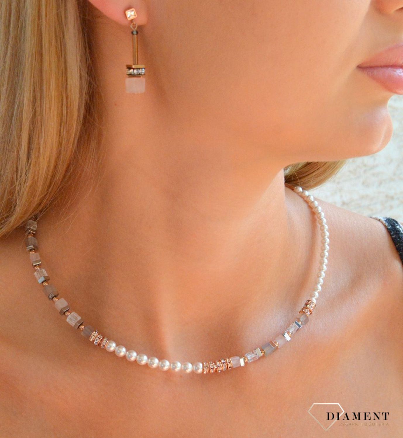 Kolczyki damskie Coeur de Lion GeoCUBE® Iconic Nature Chain 3035211912 (2).jpg