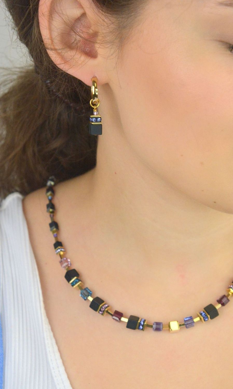 Kolczyki GeoCUBE® Precious Classic Hoop Blue Moon 3043211308 – Złote, Swarovski, Onyks, COEUR DE LION9.jpg