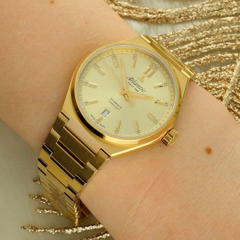 Stylowy zegarek damski Atlantic Seawave Lady Swiss Made. Złota koperta PVD, tarcza sunburst, kryształy, szkło szafirowe i wodoszczelność 100 m.3.jpg