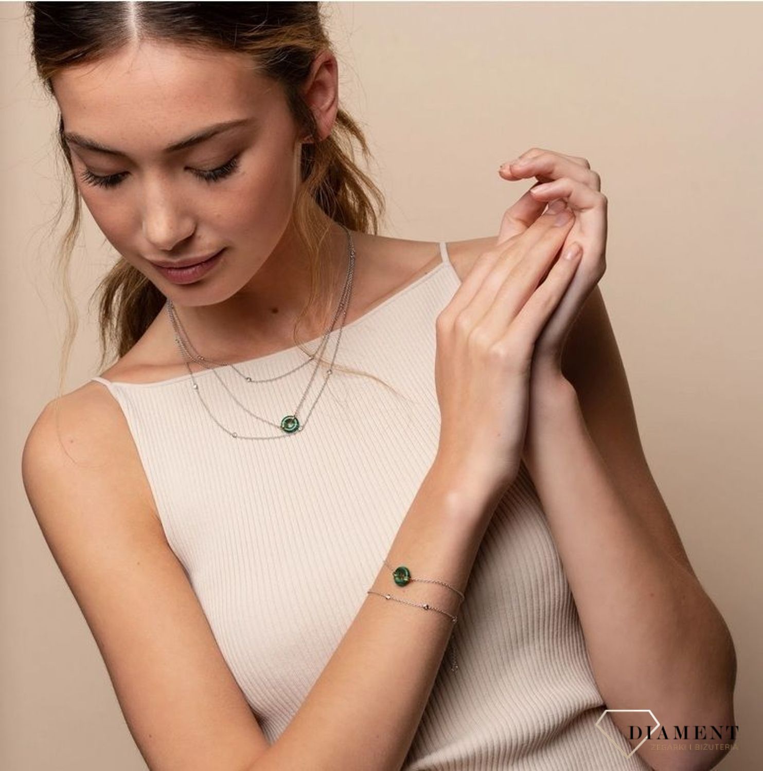 Srebrny naszyjnik TI SENTO z zawieszką z malachitu 3971MA. Srebrny naszyjnik Ti Sento z okrągłą zawieszką z malachitu z dodatkiem pozłacania (1).jpg