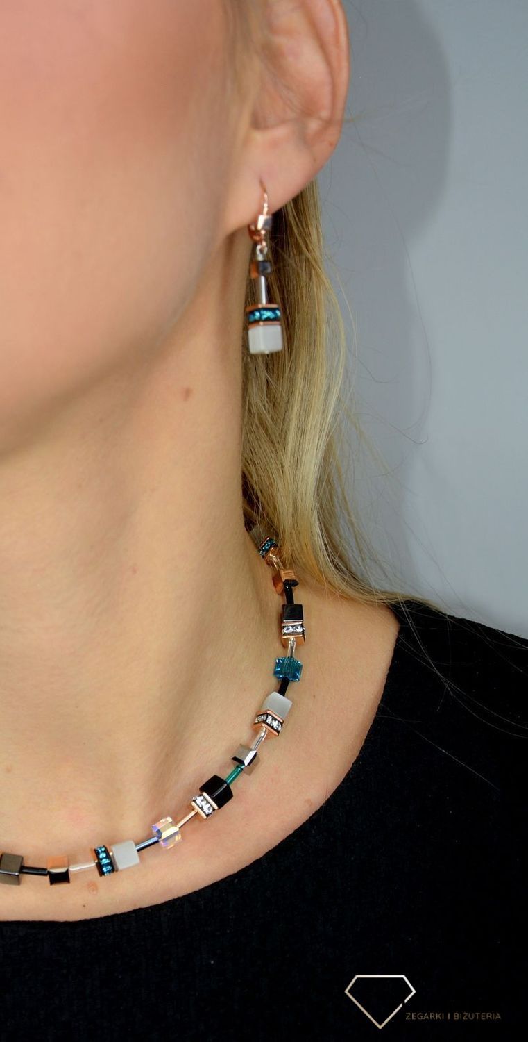 Kolczyki damskie Swarovski tygrysie oko Coeur De Lion 4013200624. Modne, damskie kolczyki Coeur de Lion podkreśla piękno każdej kobiety. Twoja stylizacja zyska wyjątkowy urok, kolczyki ozdobione kryształami Sw.jpg