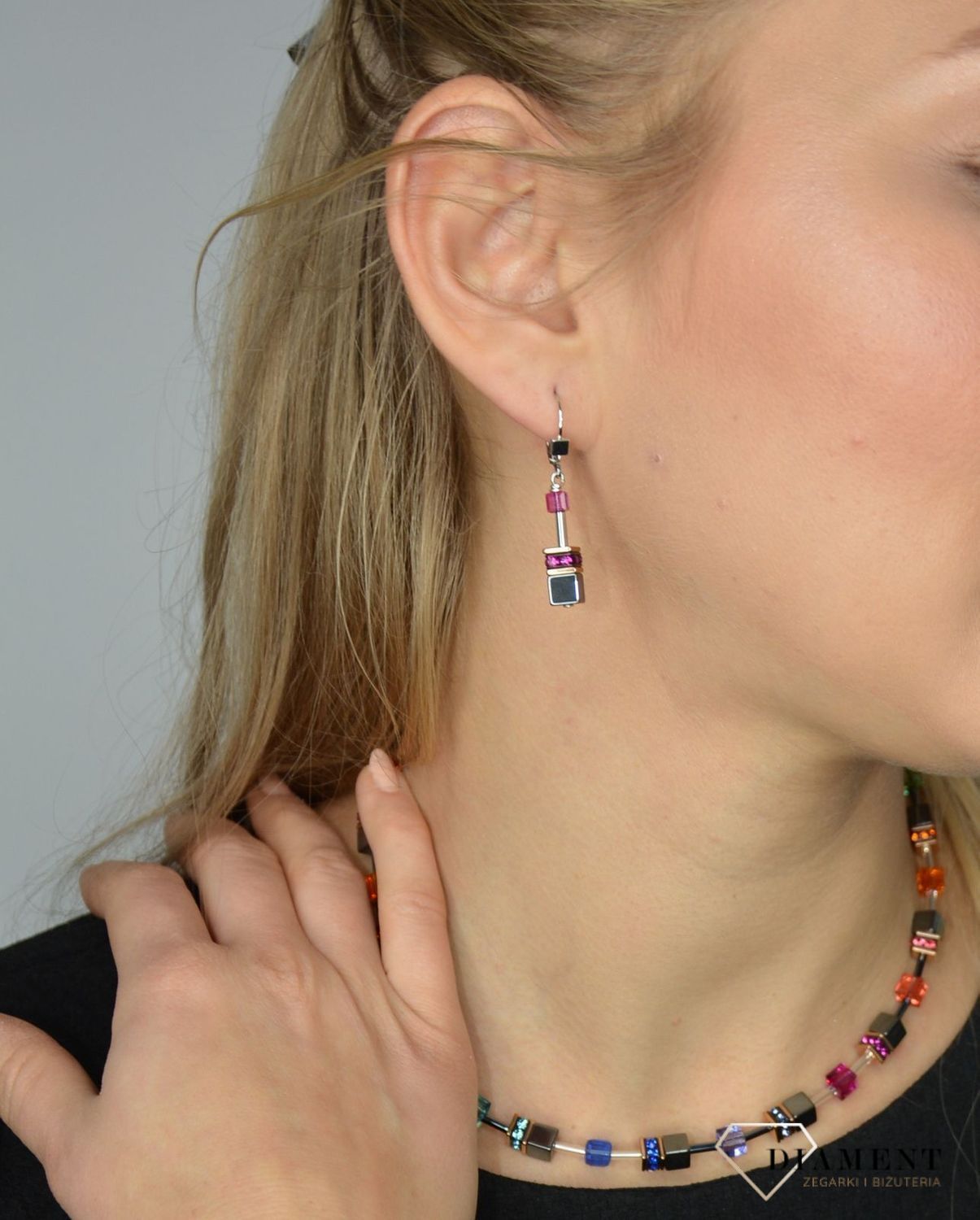 Naszyjnik damski Swarovski hematyt Coeur De Lion 4015101500. Z eleganckim naszyjnikiem Coeur de Lion każda Twoja stylizacja zyska wyjątkowy urok.jpg