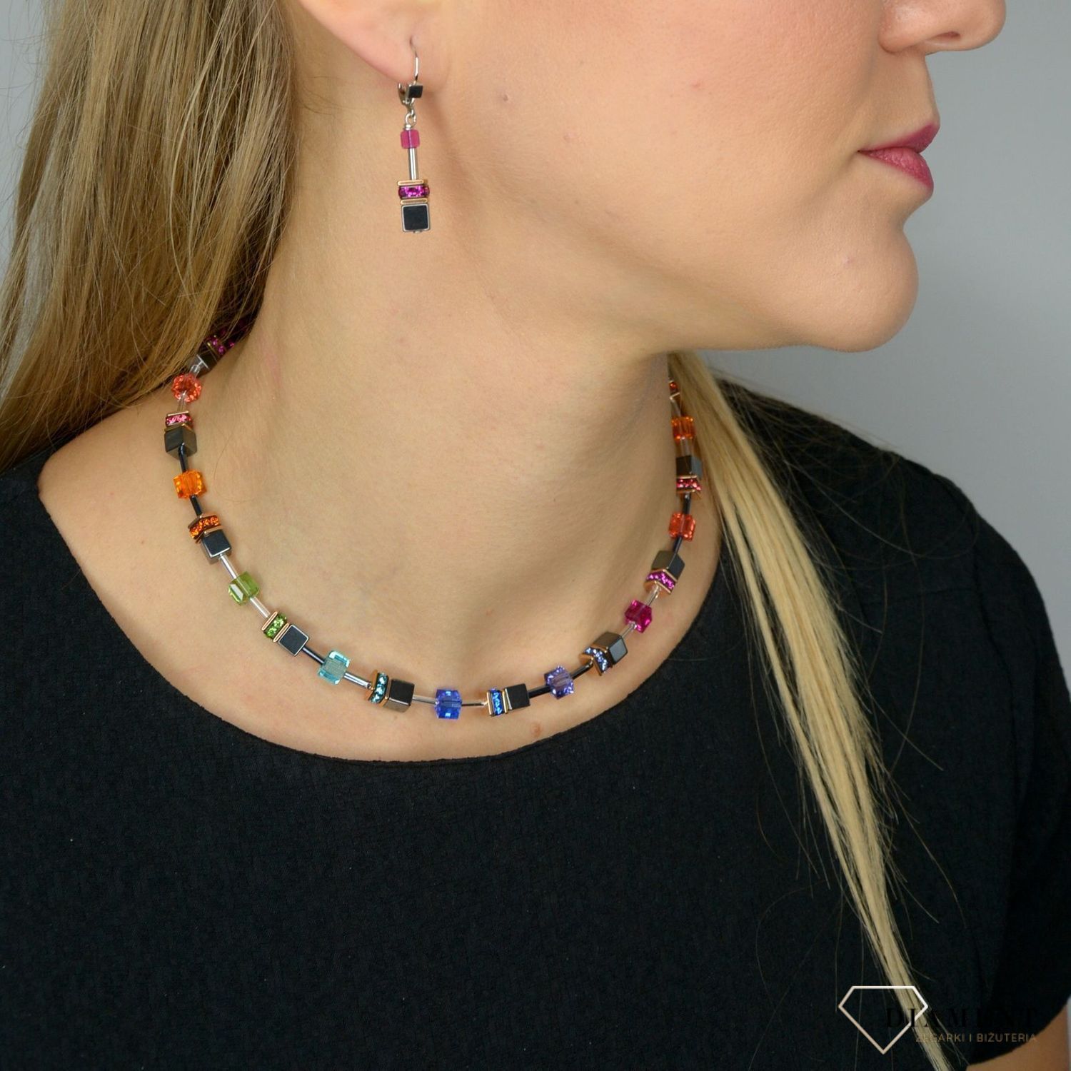 Naszyjnik damski Swarovski hematyt Coeur De Lion 4015101500. Z eleganckim naszyjnikiem Coeur de Lion każda Twoja stylizacja zyska wyjątkowy urok.jpg