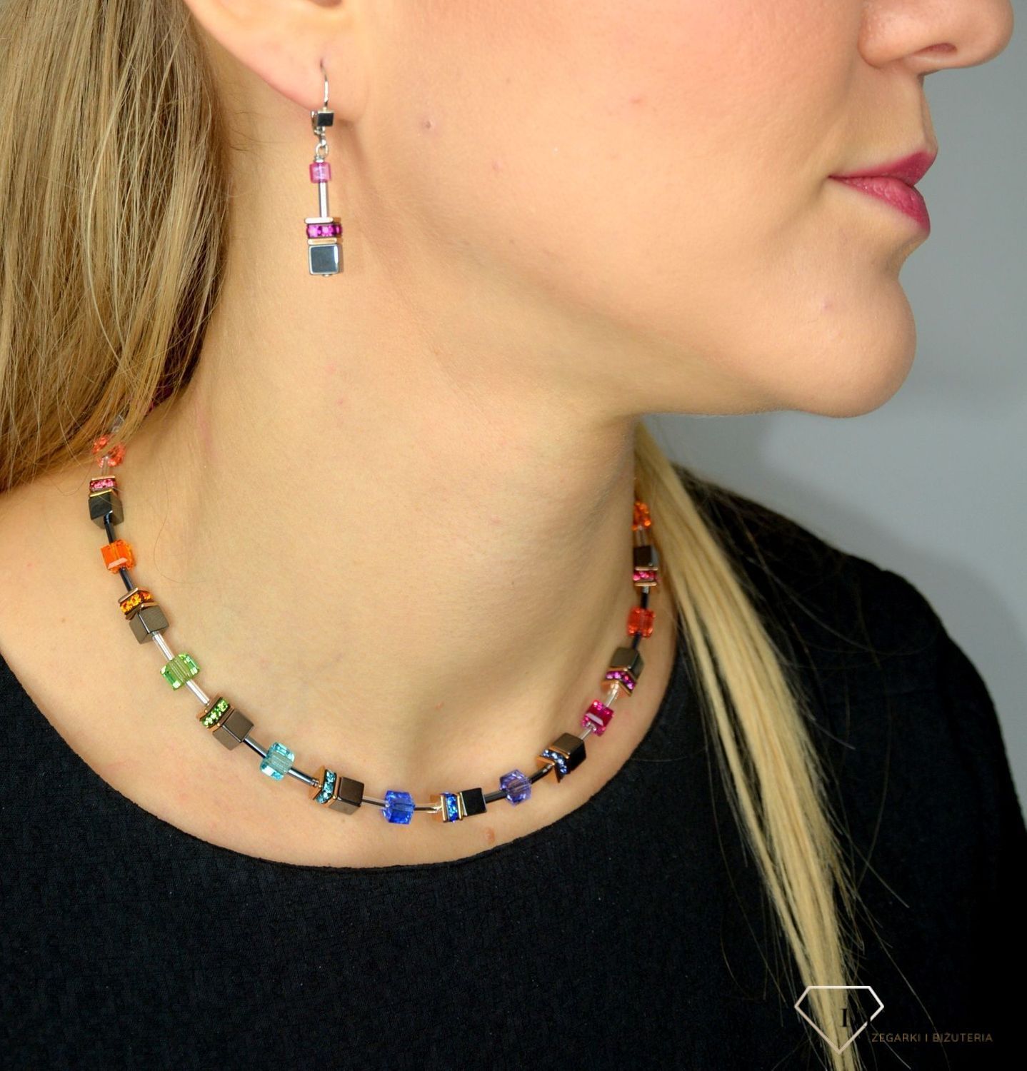 Naszyjnik damski Swarovski hematyt Coeur De Lion 4015101500. Z eleganckim naszyjnikiem Coeur de Lion każda Twoja stylizacja zyska wyjątkowy urok.jpg