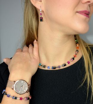 Kolczyki damskie Swarovski hematyt Coeur De Lion 4015201500. Z eleganckimi kolczykami Coeur de Lion każda Twoja stylizacja zyska wyjątkowy urok (2).JPG