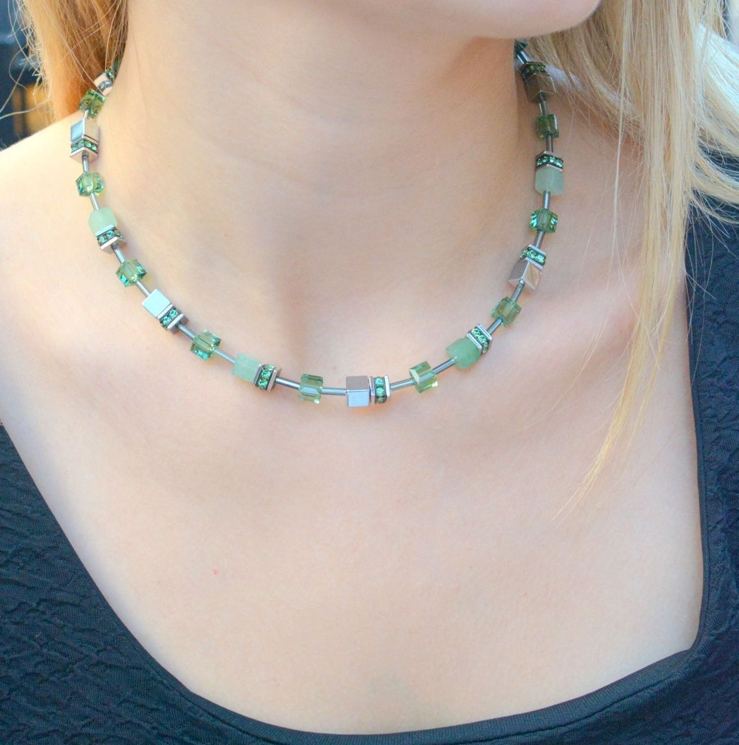 Naszyjnik damski Coeur De Lion GeoCUBE® Iconic Precious 4017100500..jpg